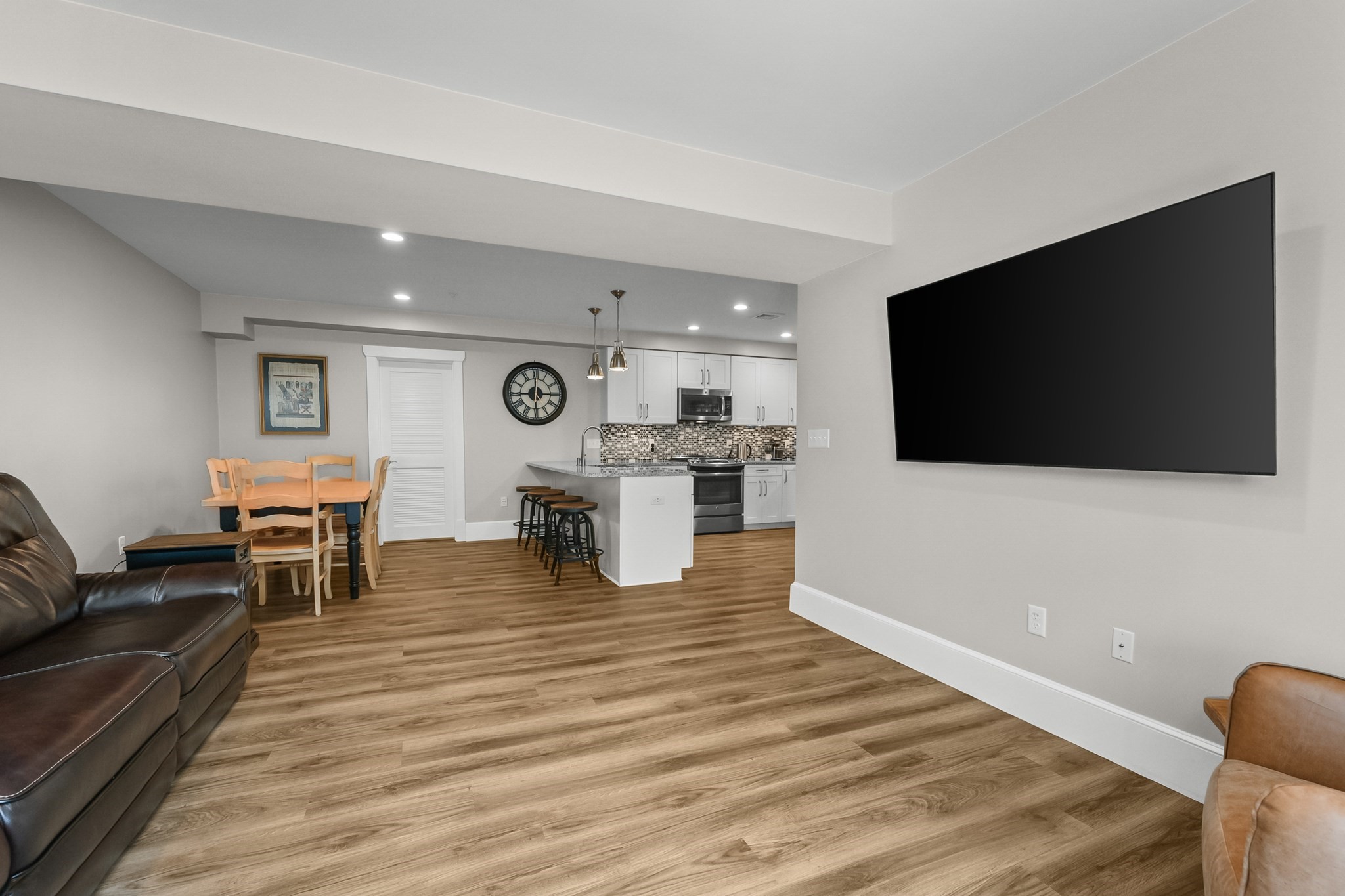 76 Court Street # 6 Property Photo 13