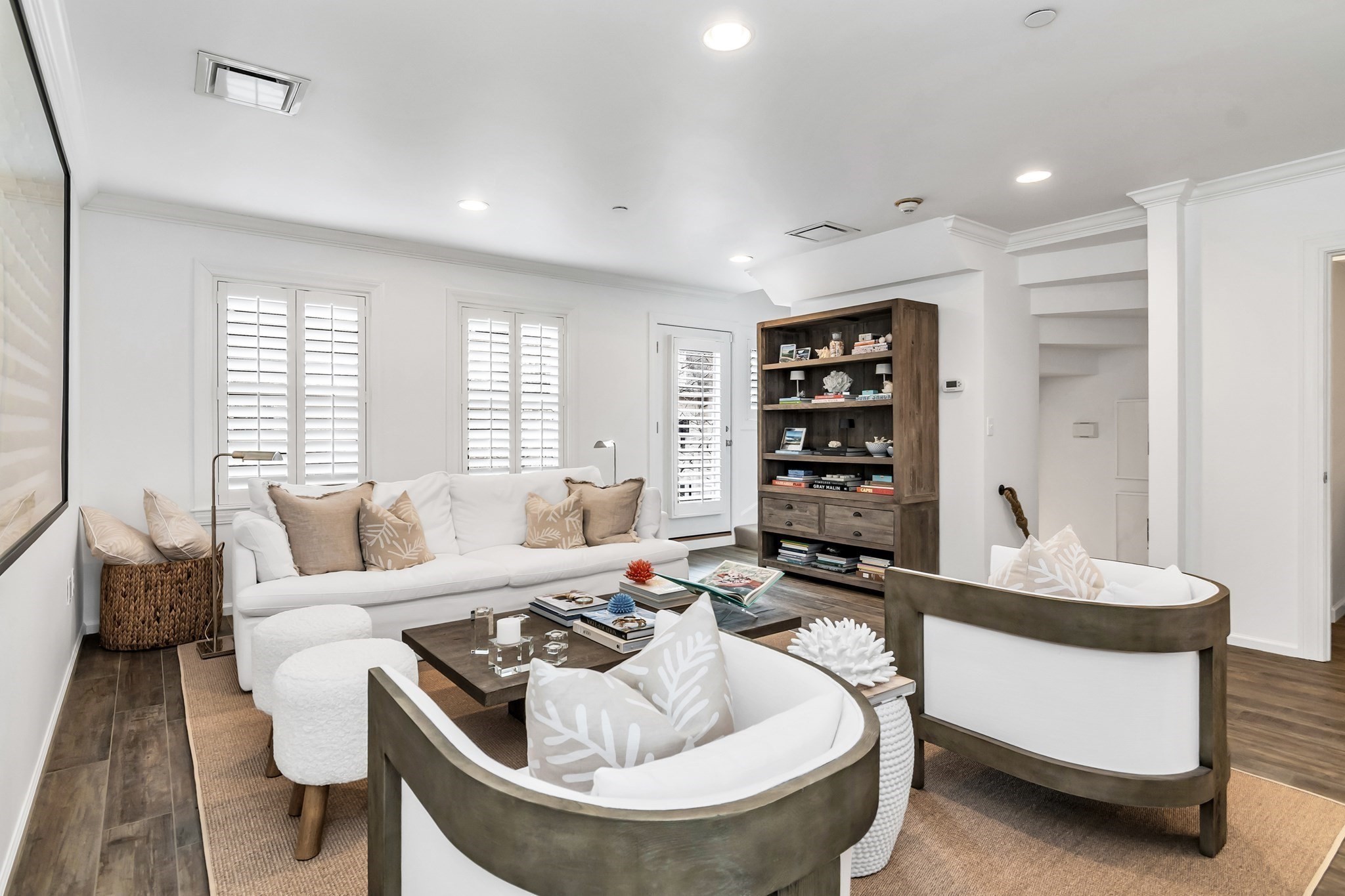 6 Summer St # D Property Photo 10
