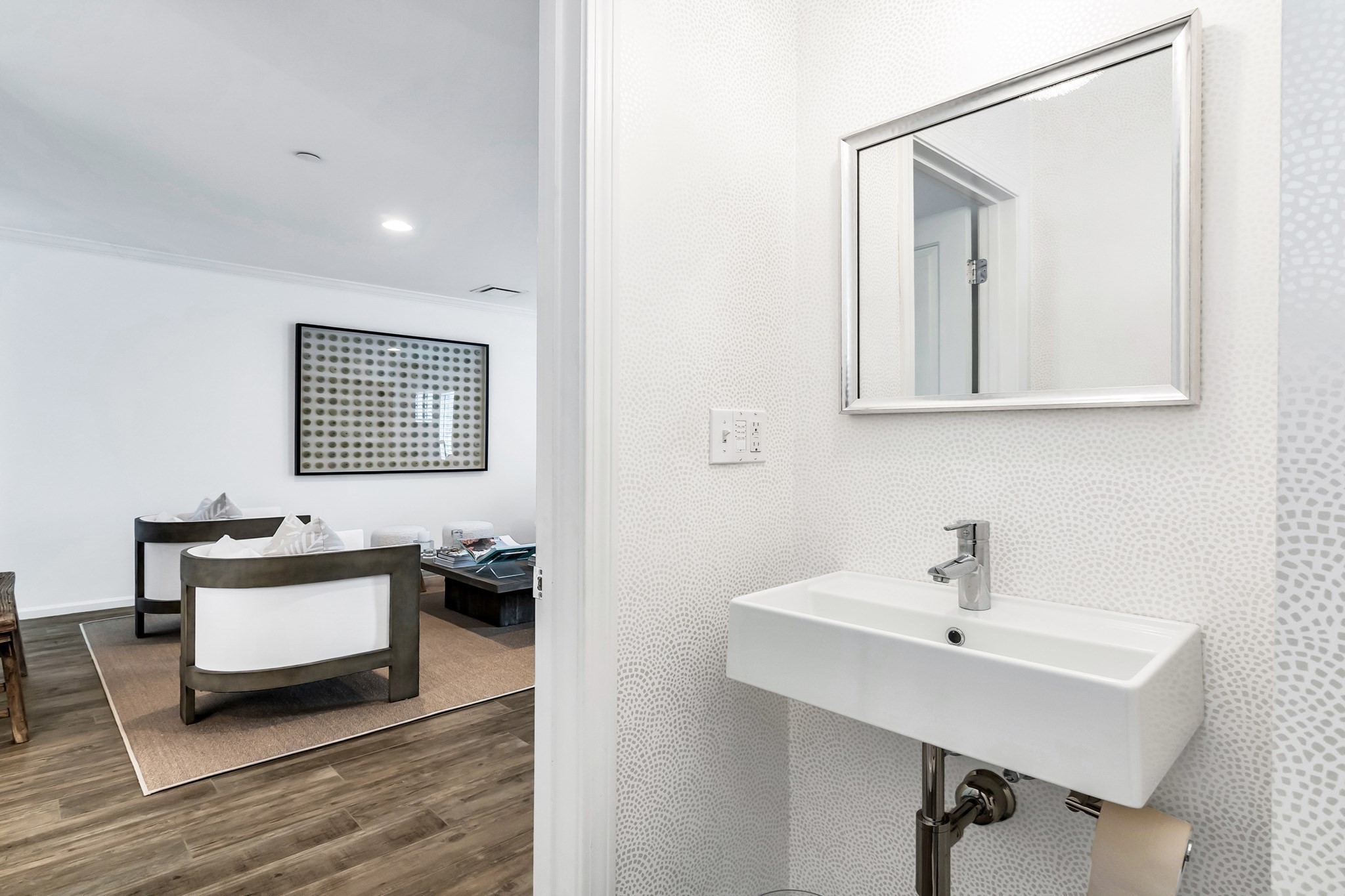 6 Summer St # D Property Photo 11