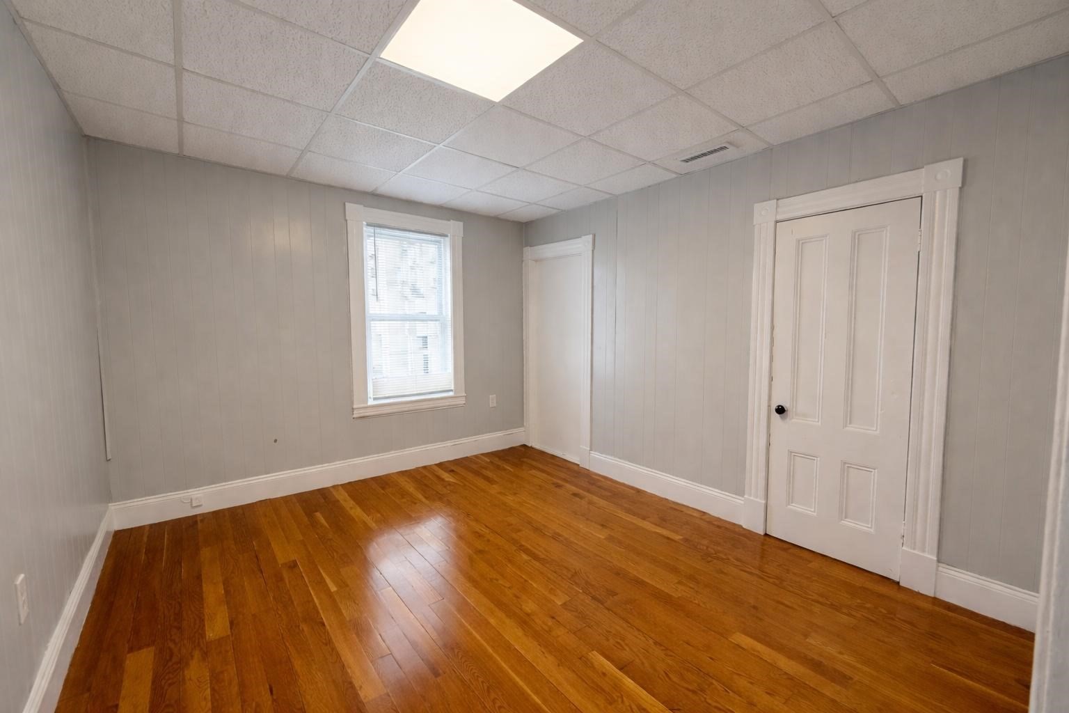 133 University Ave # 6 Property Photo 5