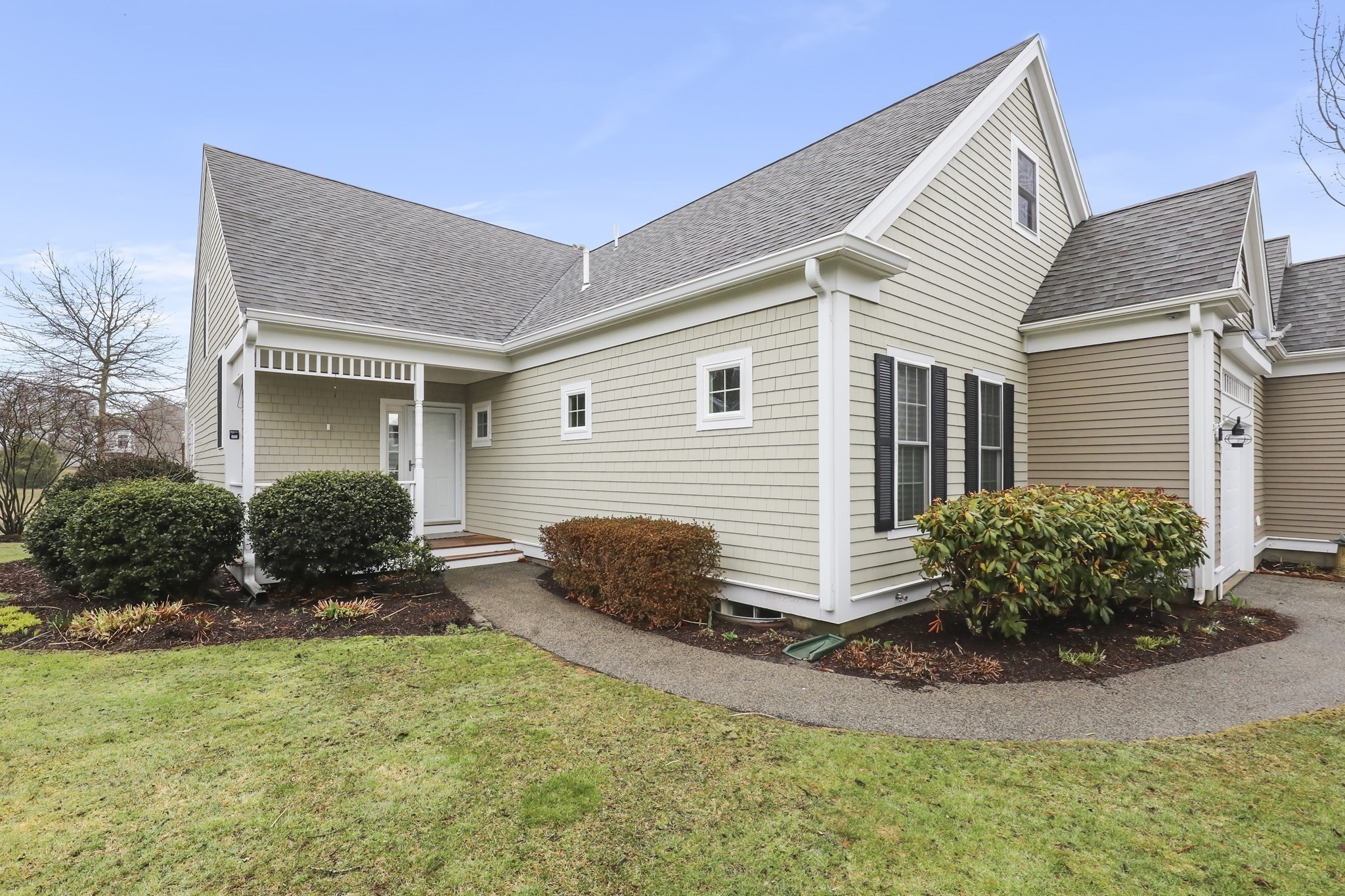 2 Amberwood Ct # 2 Property Photo 31