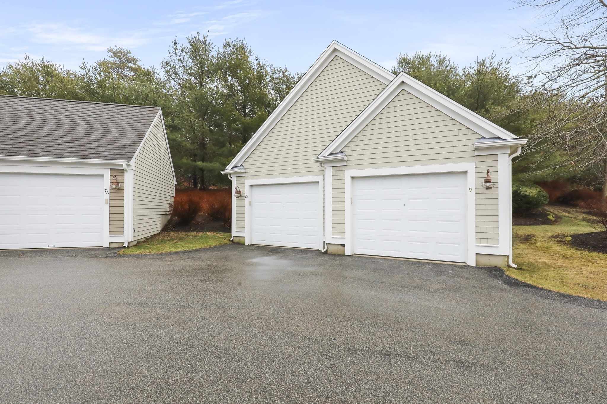 2 Amberwood Ct # 2 Property Photo 32