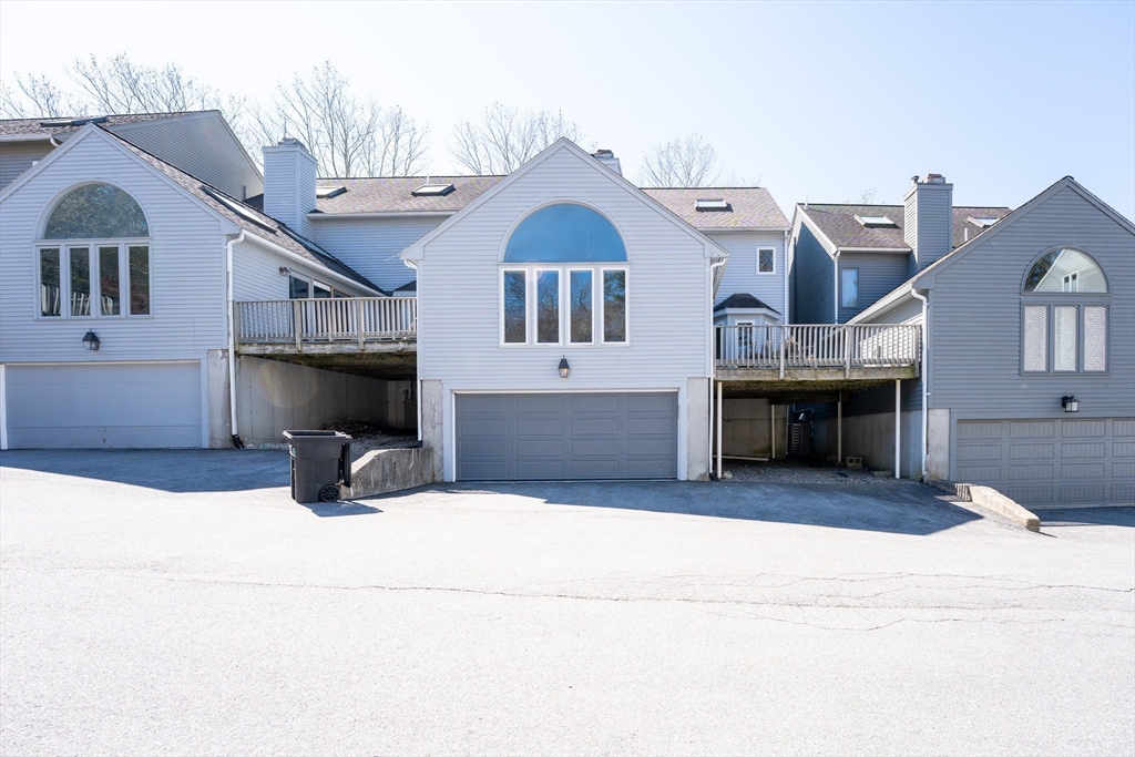 84 Kim Ter # 84 Property Photo 3