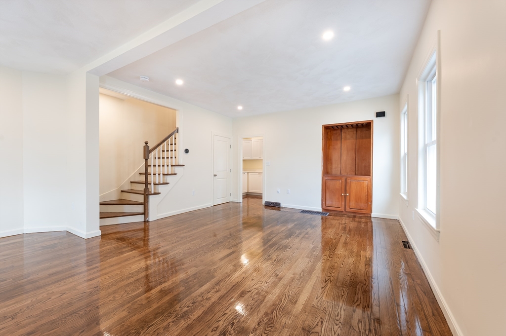 2-4 Brechin Ter Property Photo 1