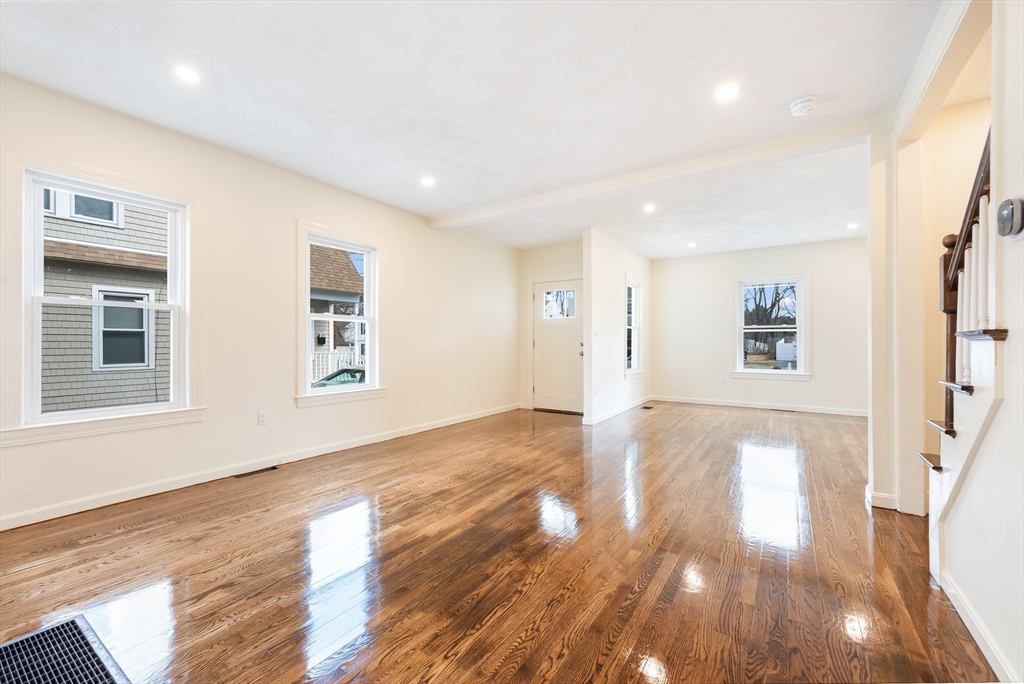 2-4 Brechin Ter Property Photo 4