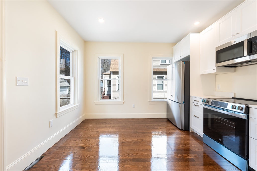 2-4 Brechin Ter Property Photo 13
