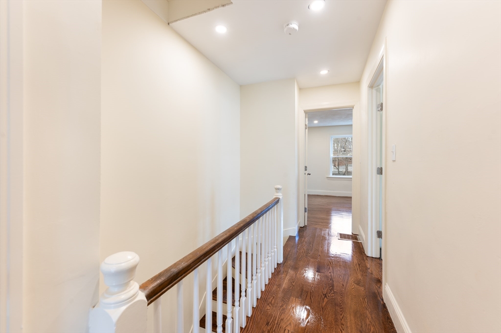 2-4 Brechin Ter Property Photo 15