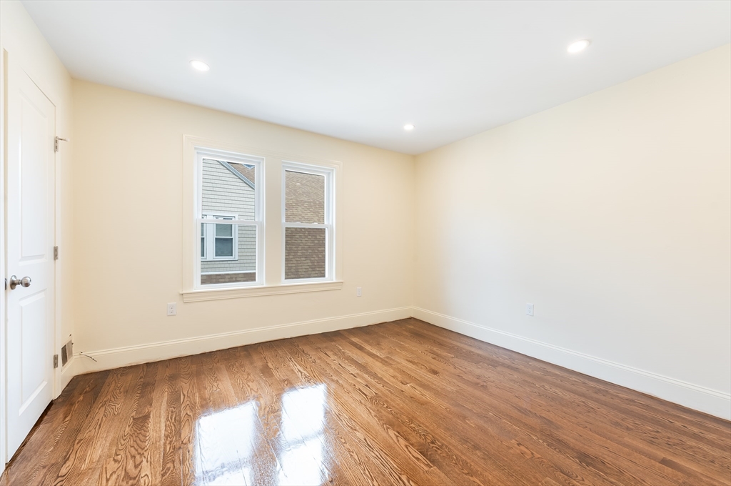 2-4 Brechin Ter Property Photo 19
