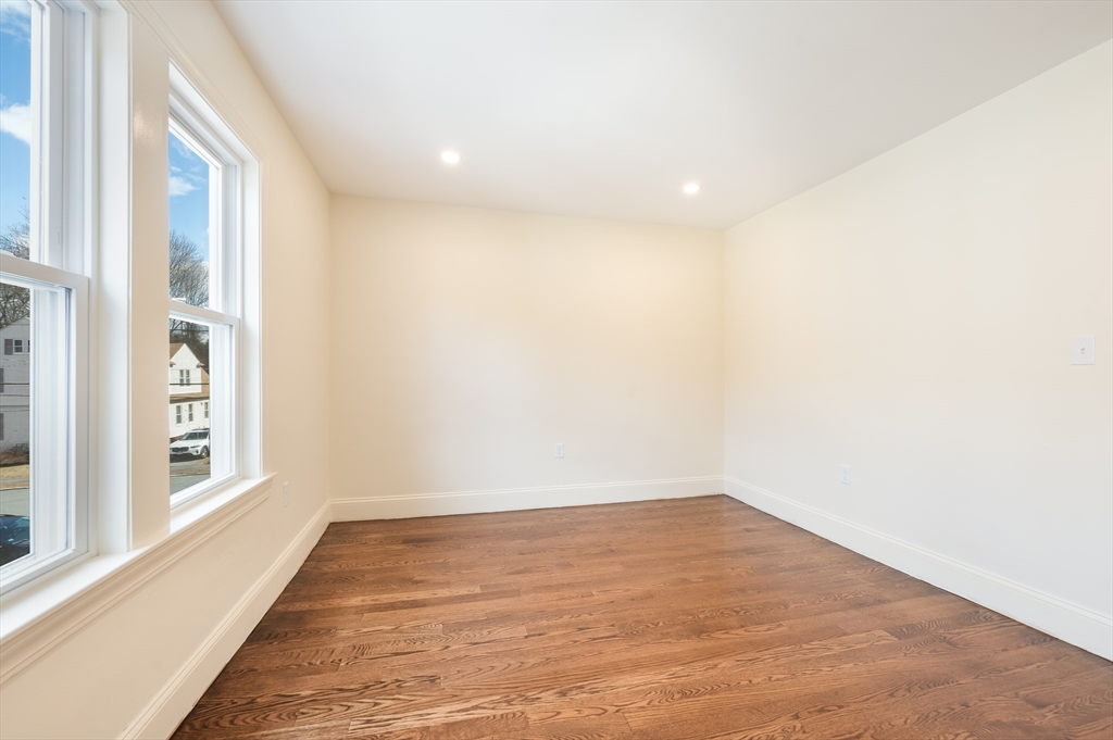 2-4 Brechin Ter Property Photo 20