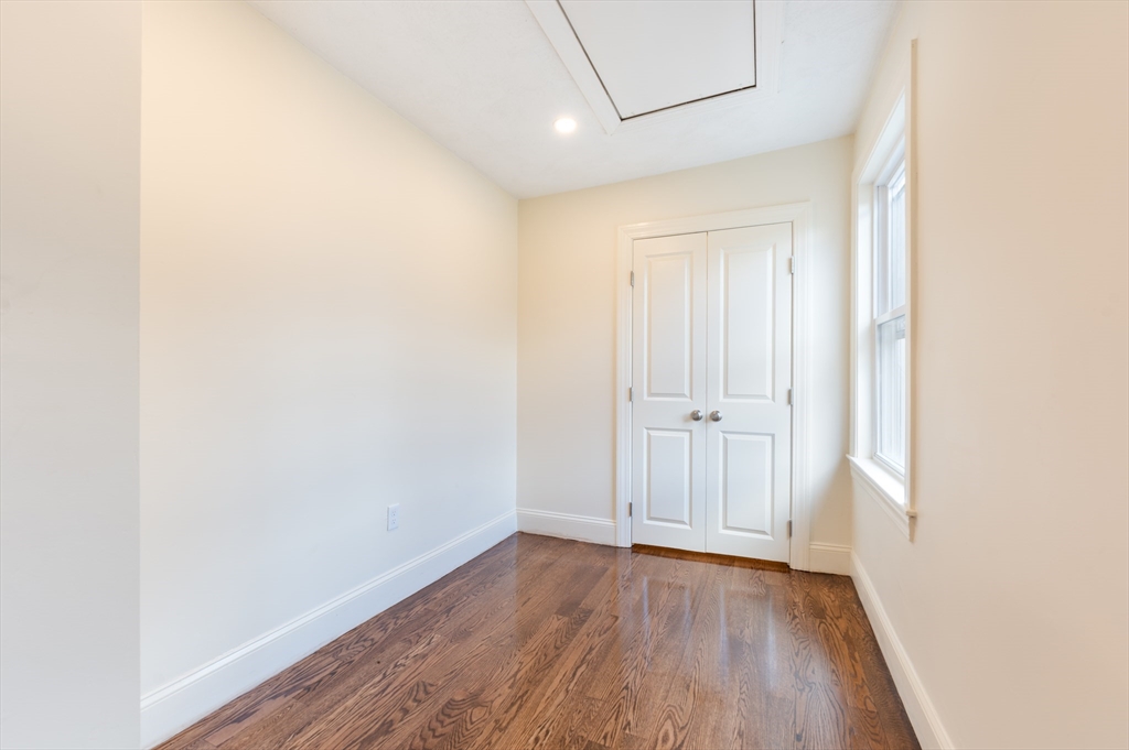 2-4 Brechin Ter Property Photo 24