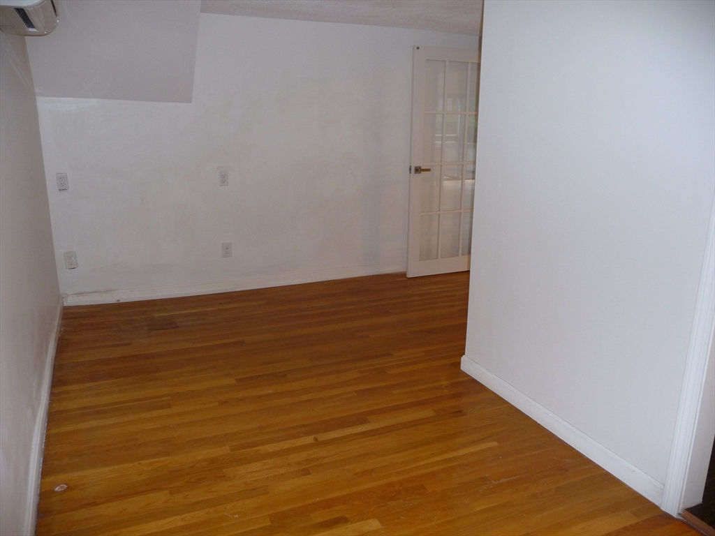 58 Upland Road Property Photo 8