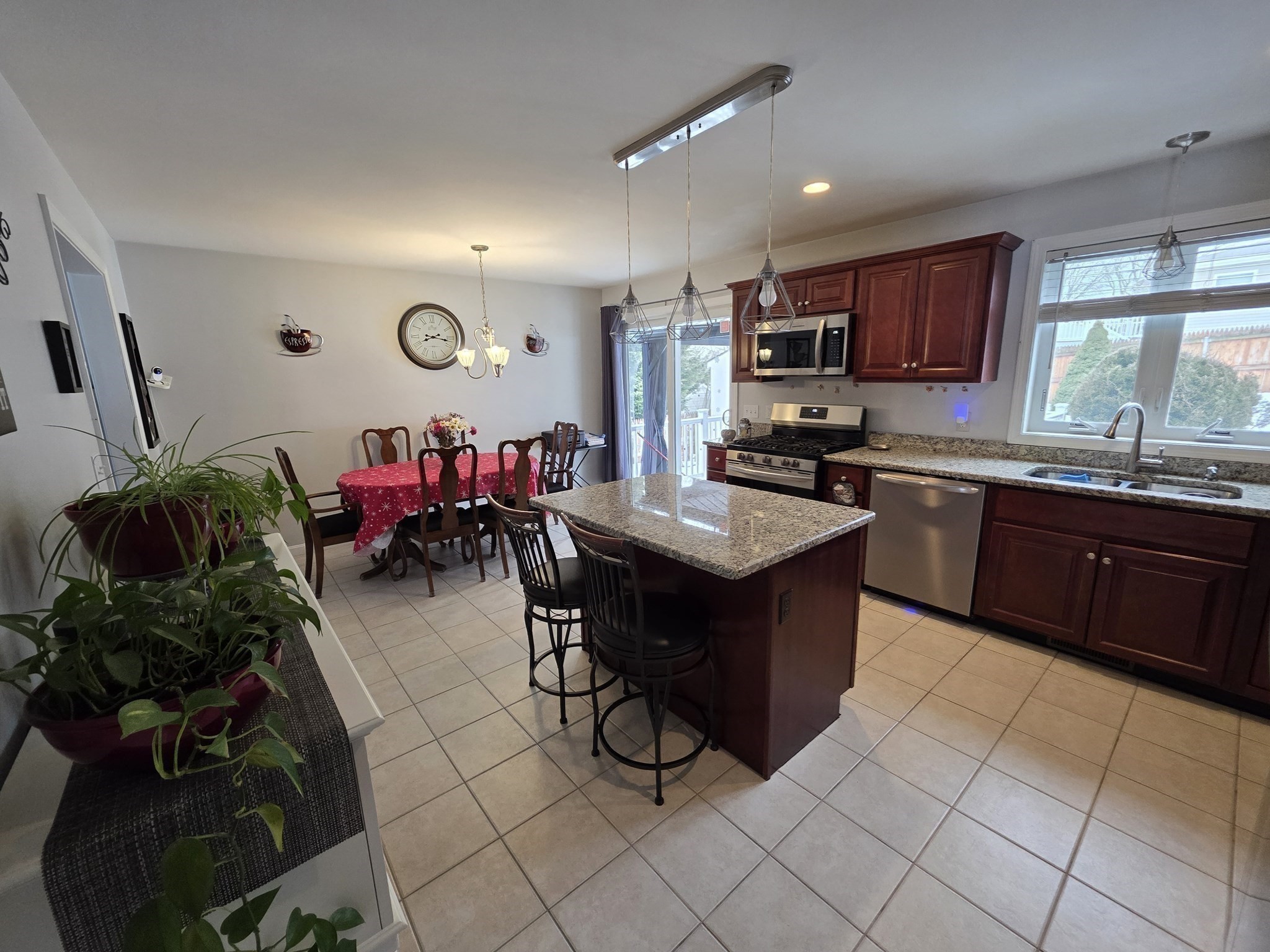 229 Concord Street Property Photo 11