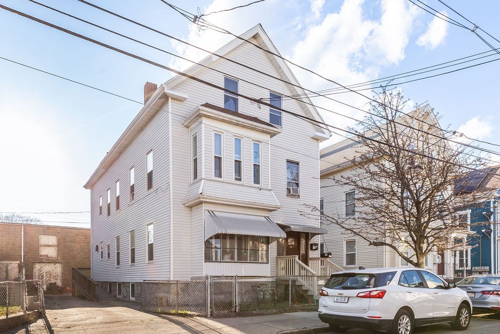 311 Purchase St Property Photo 1