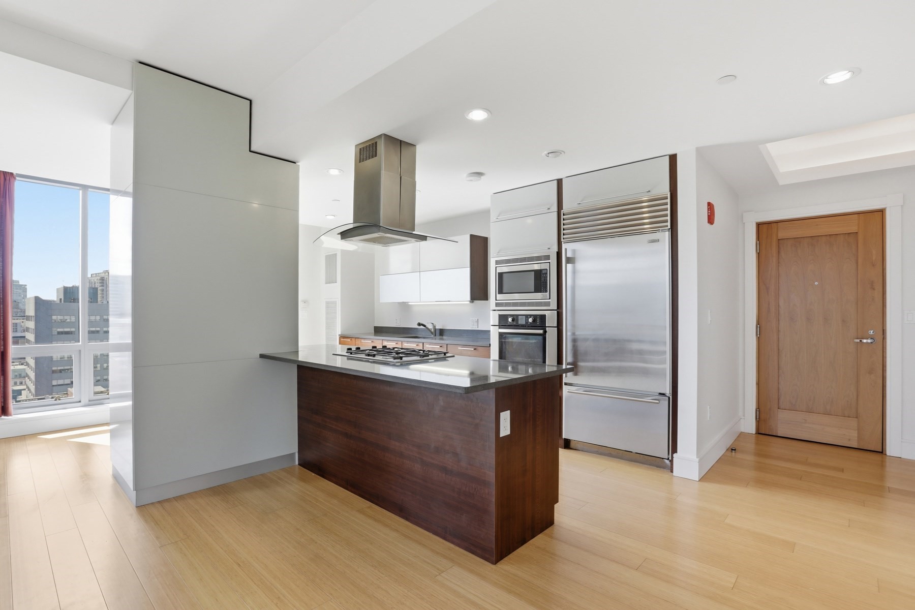 45 Province St # 1502 Property Photo 2
