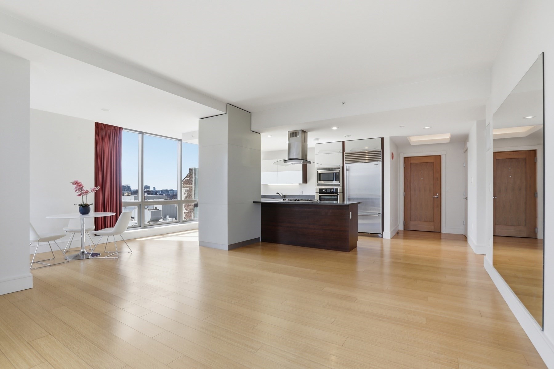 45 Province St # 1502 Property Photo 3