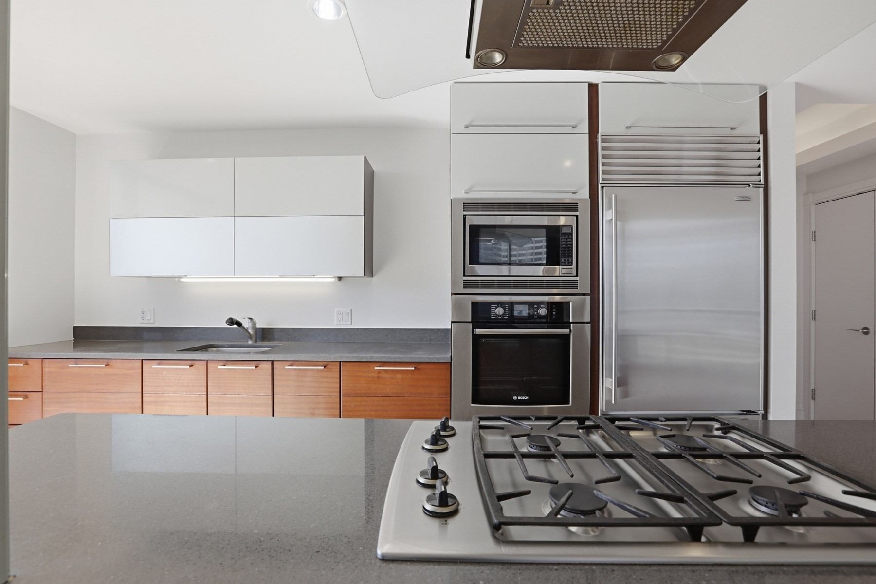 45 Province St # 1502 Property Photo 8