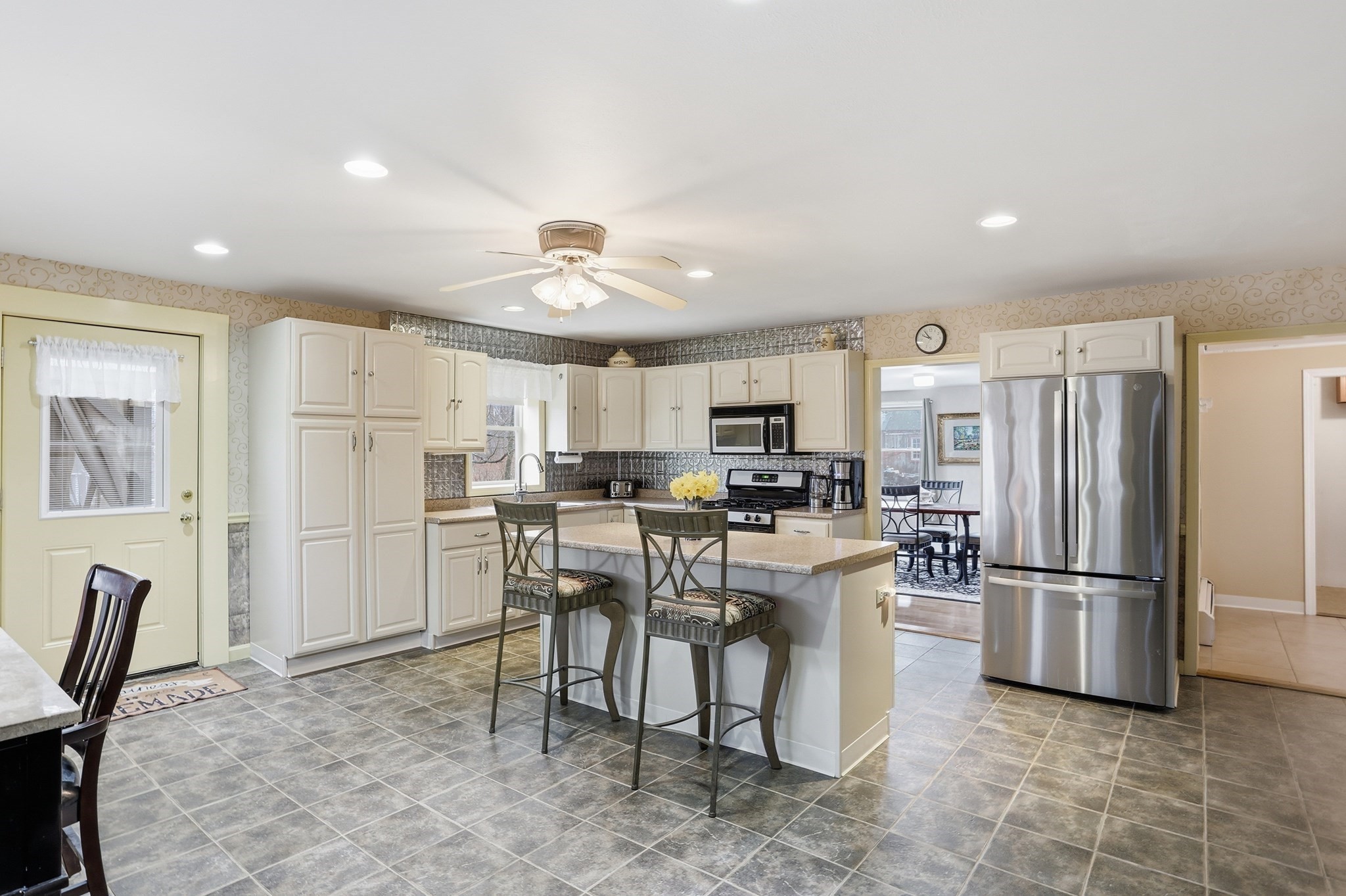 30 Dahlia Property Photo 2