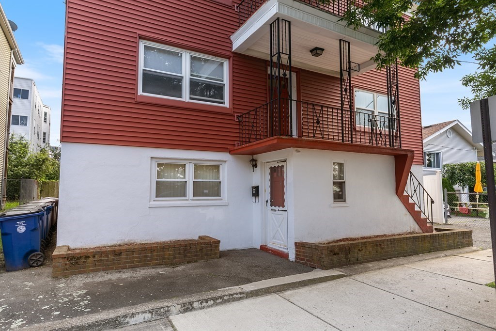 43 Kimball Ave # 5 Property Photo 2