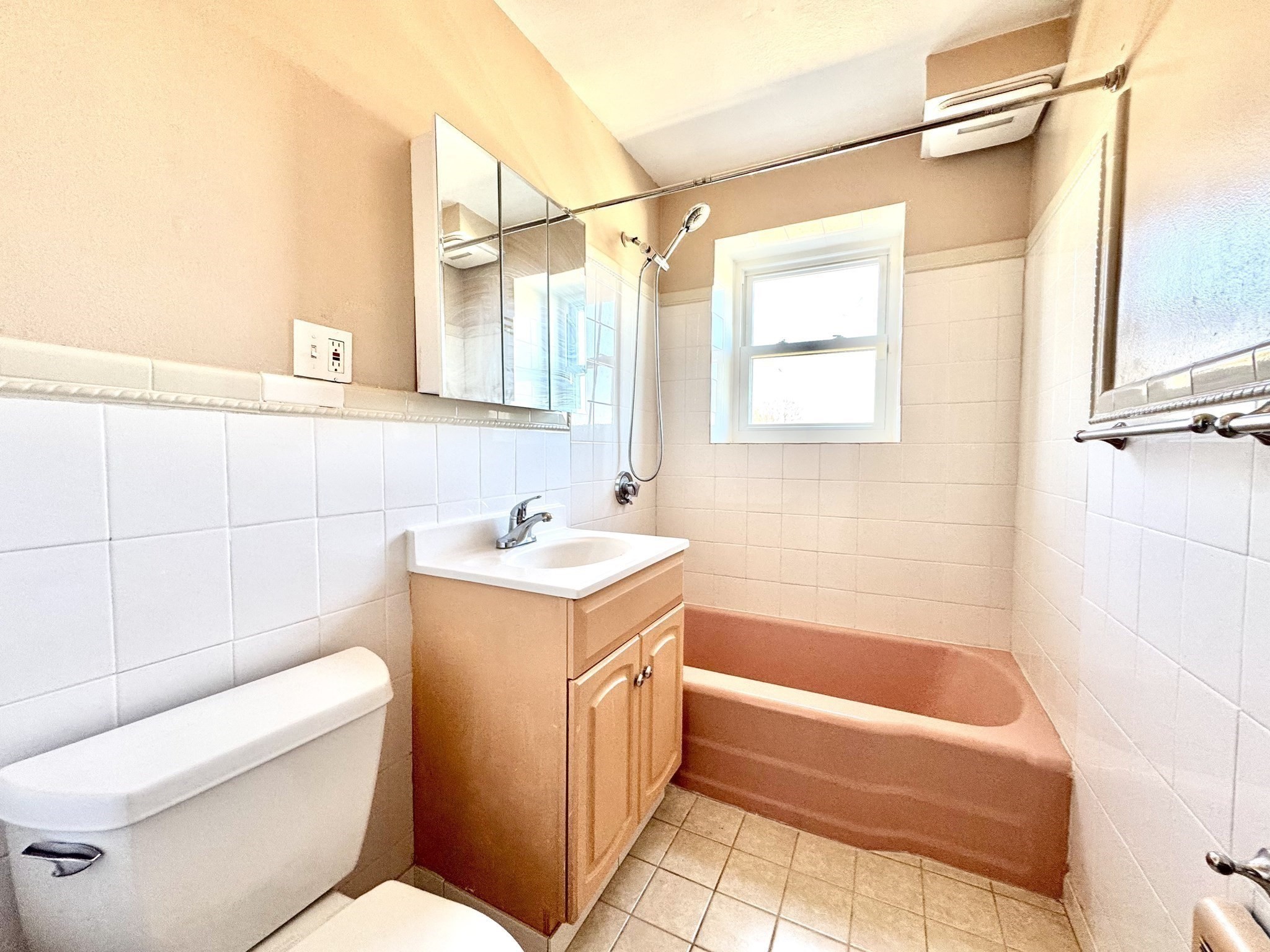 43 Kimball Ave # 5 Property Photo 9