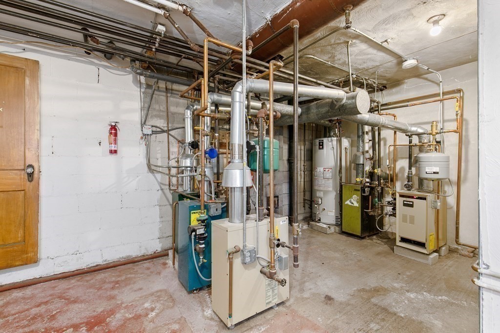 43 Kimball Ave # 5 Property Photo 16