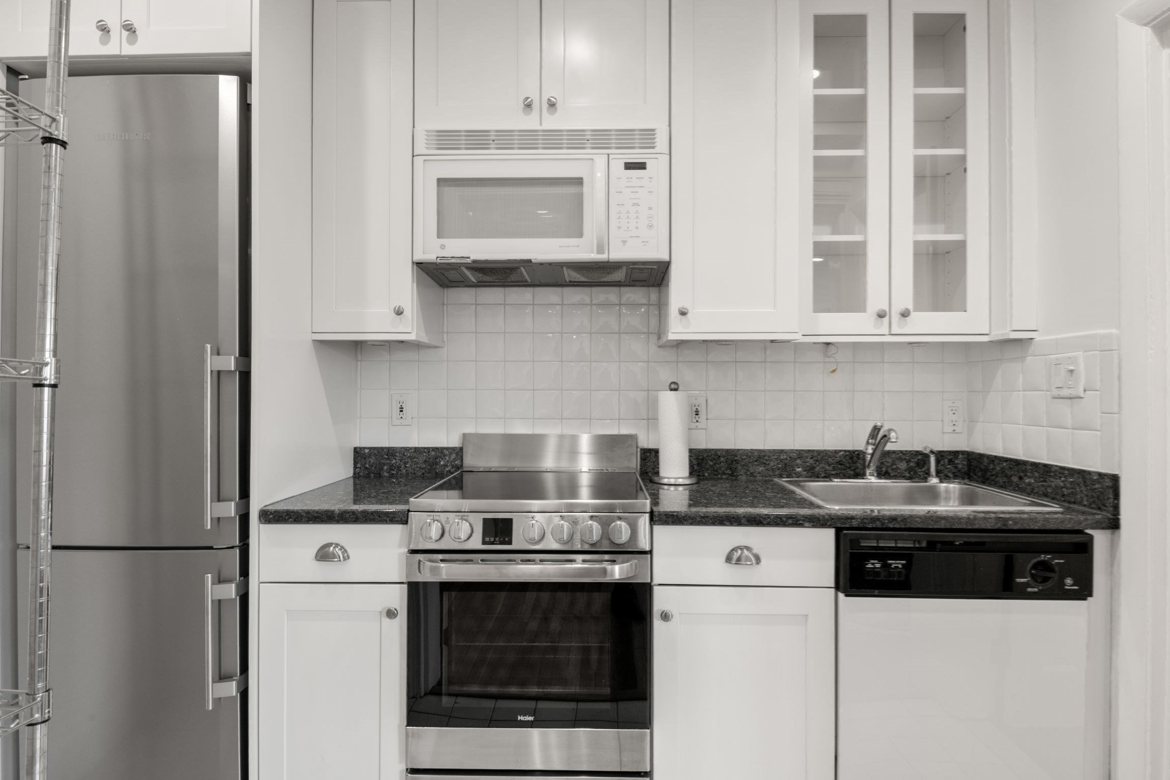 236 Beacon St # 1e Property Photo 16