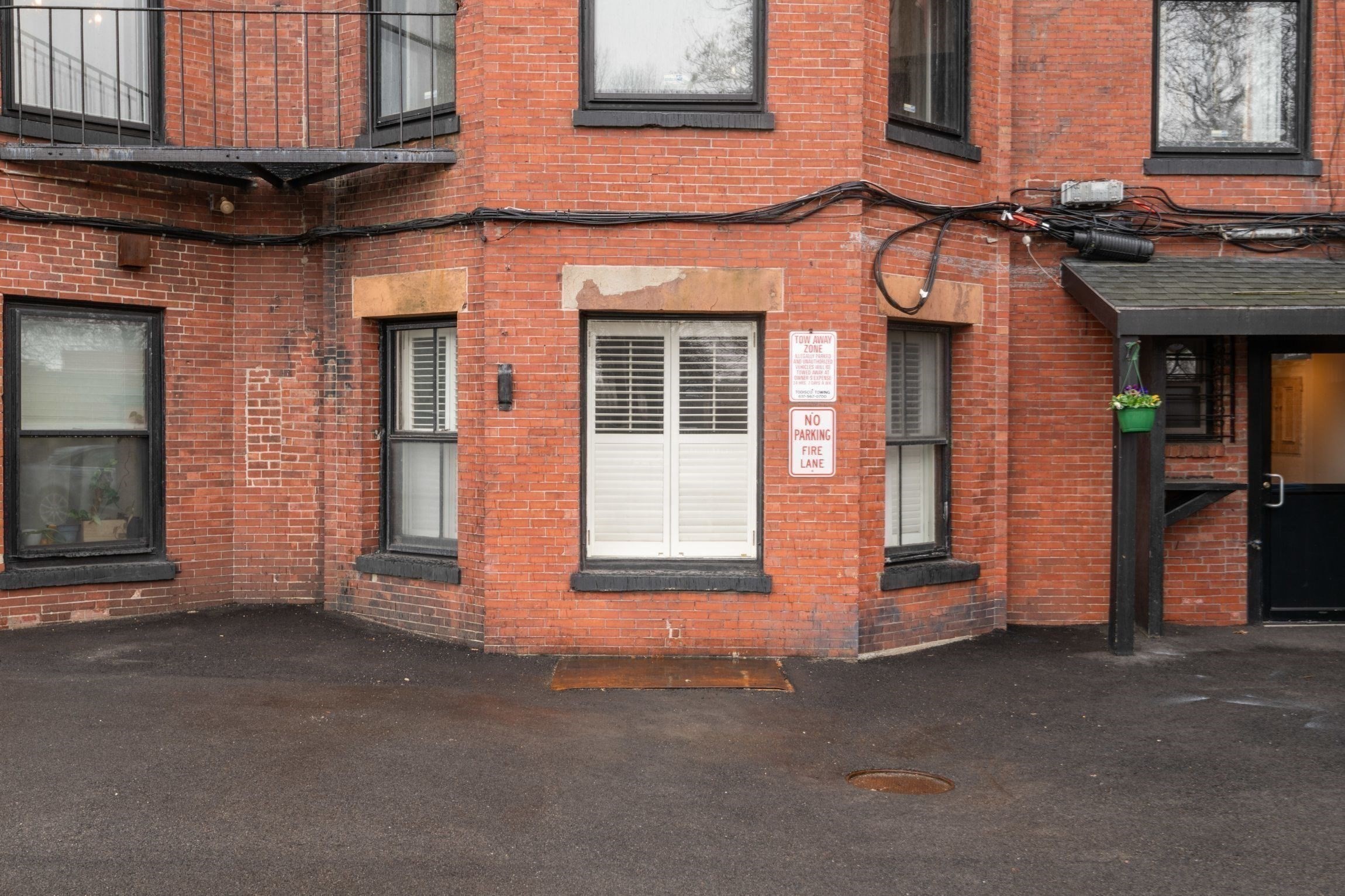236 Beacon St # 1e Property Photo 29