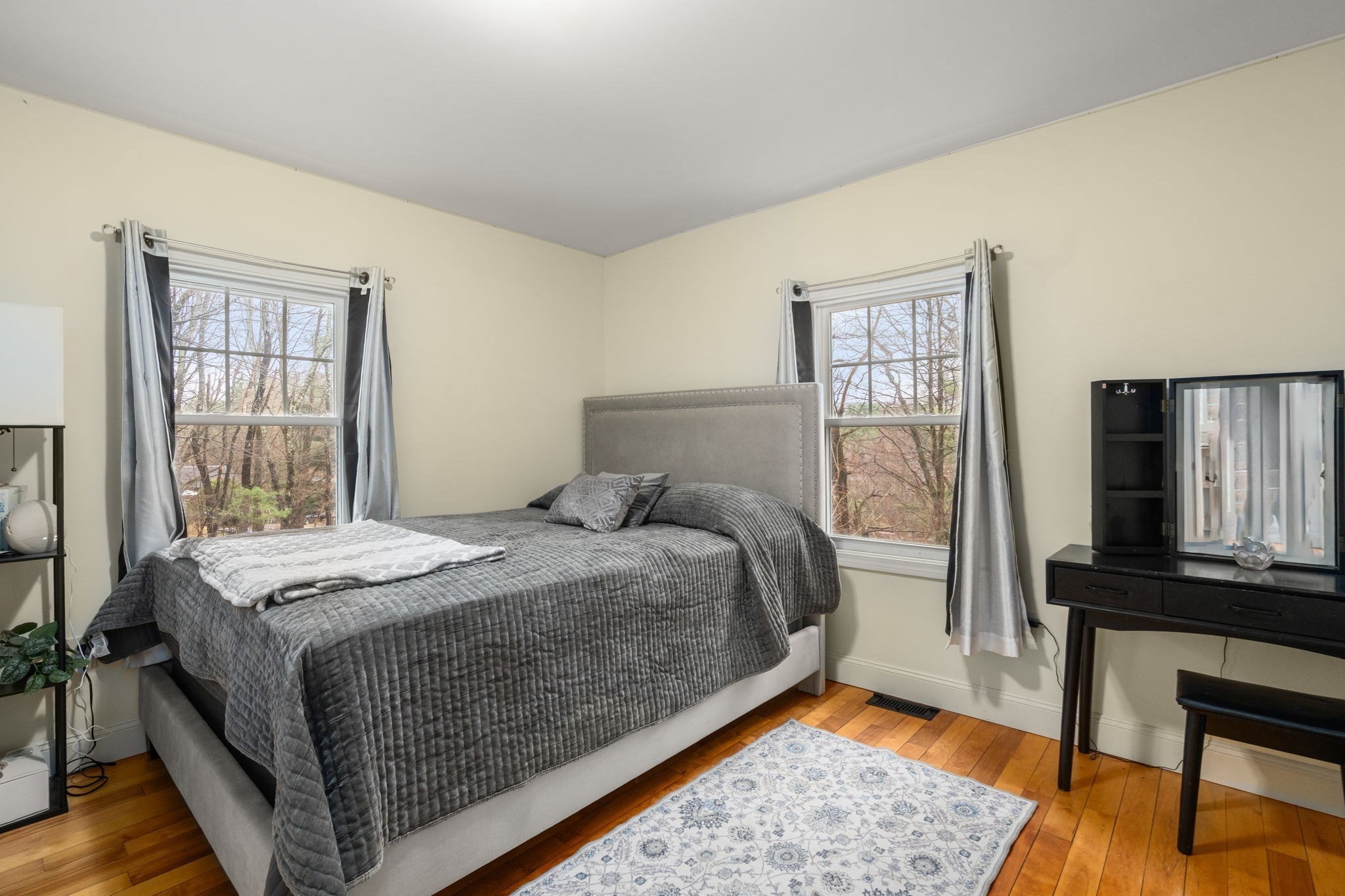 61 E Brimfield Rd Property Photo 12