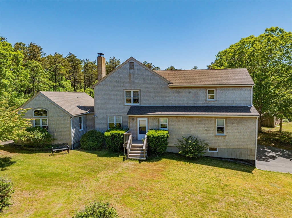 2 Short Lots Ln