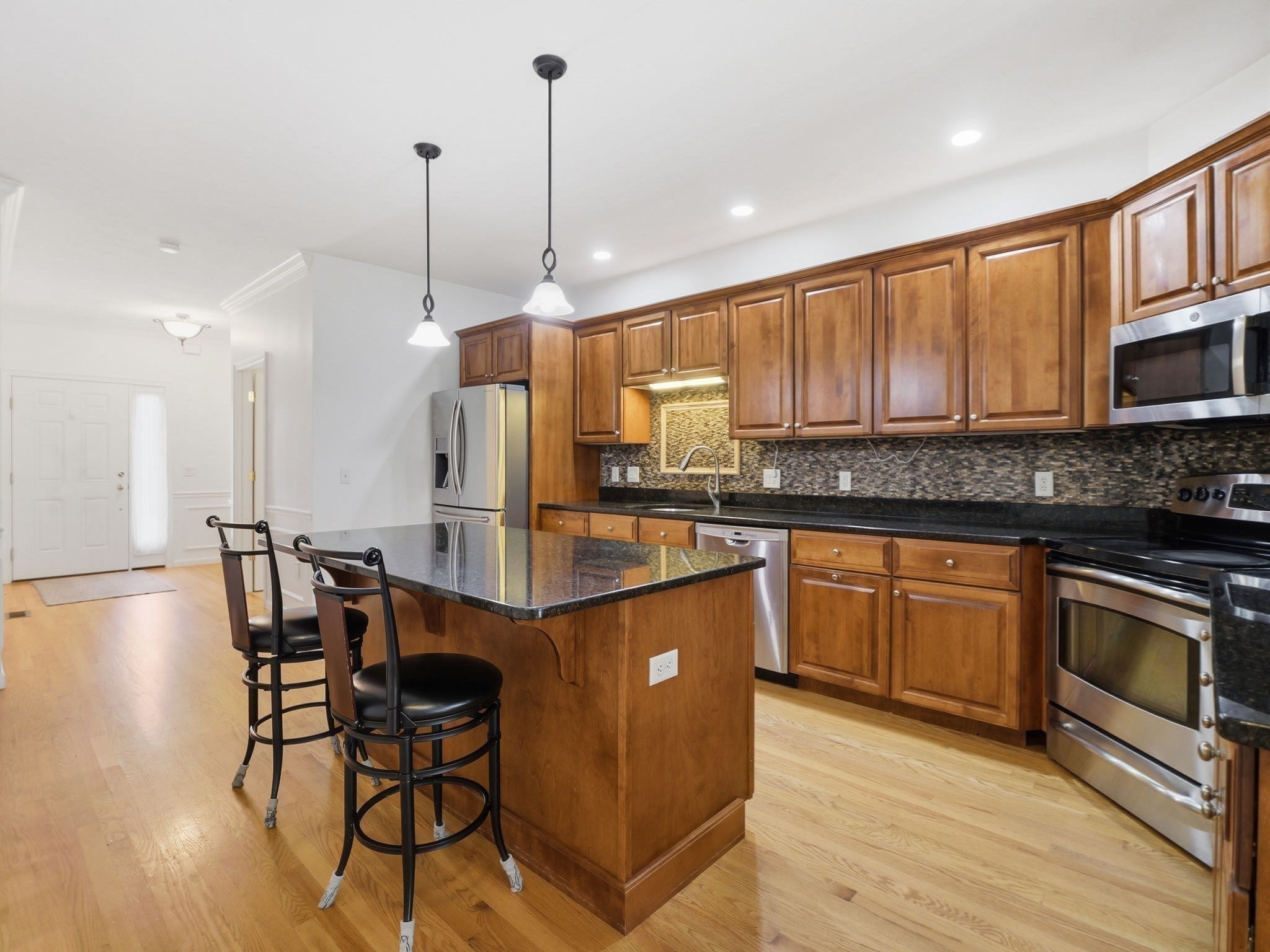 7 Tideswell Lane # 7 Property Photo 13