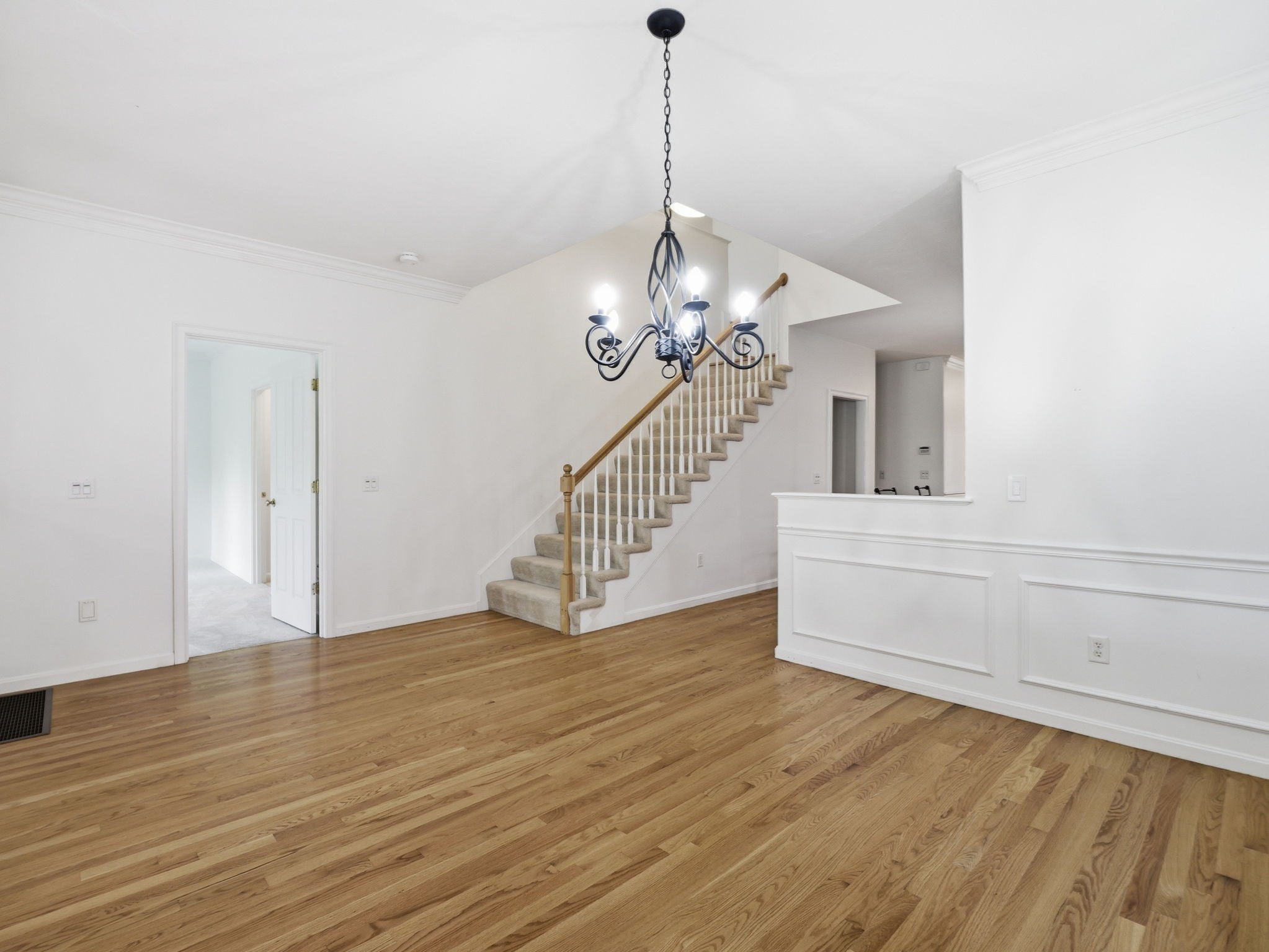 7 Tideswell Lane # 7 Property Photo 15