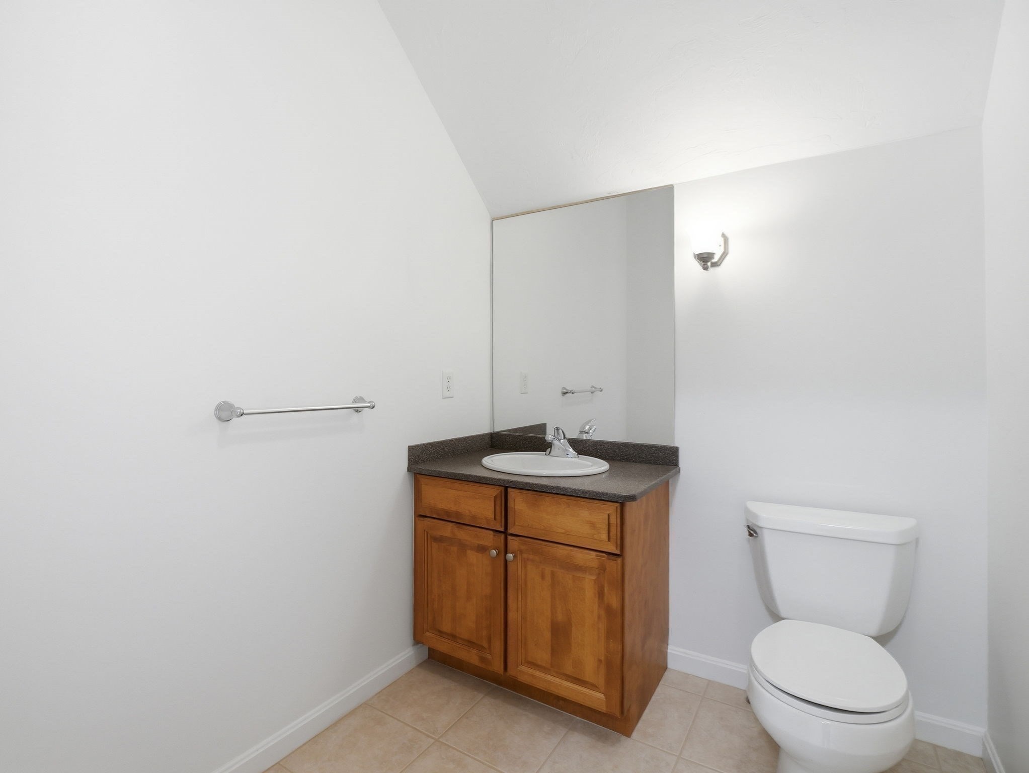 7 Tideswell Lane # 7 Property Photo 25
