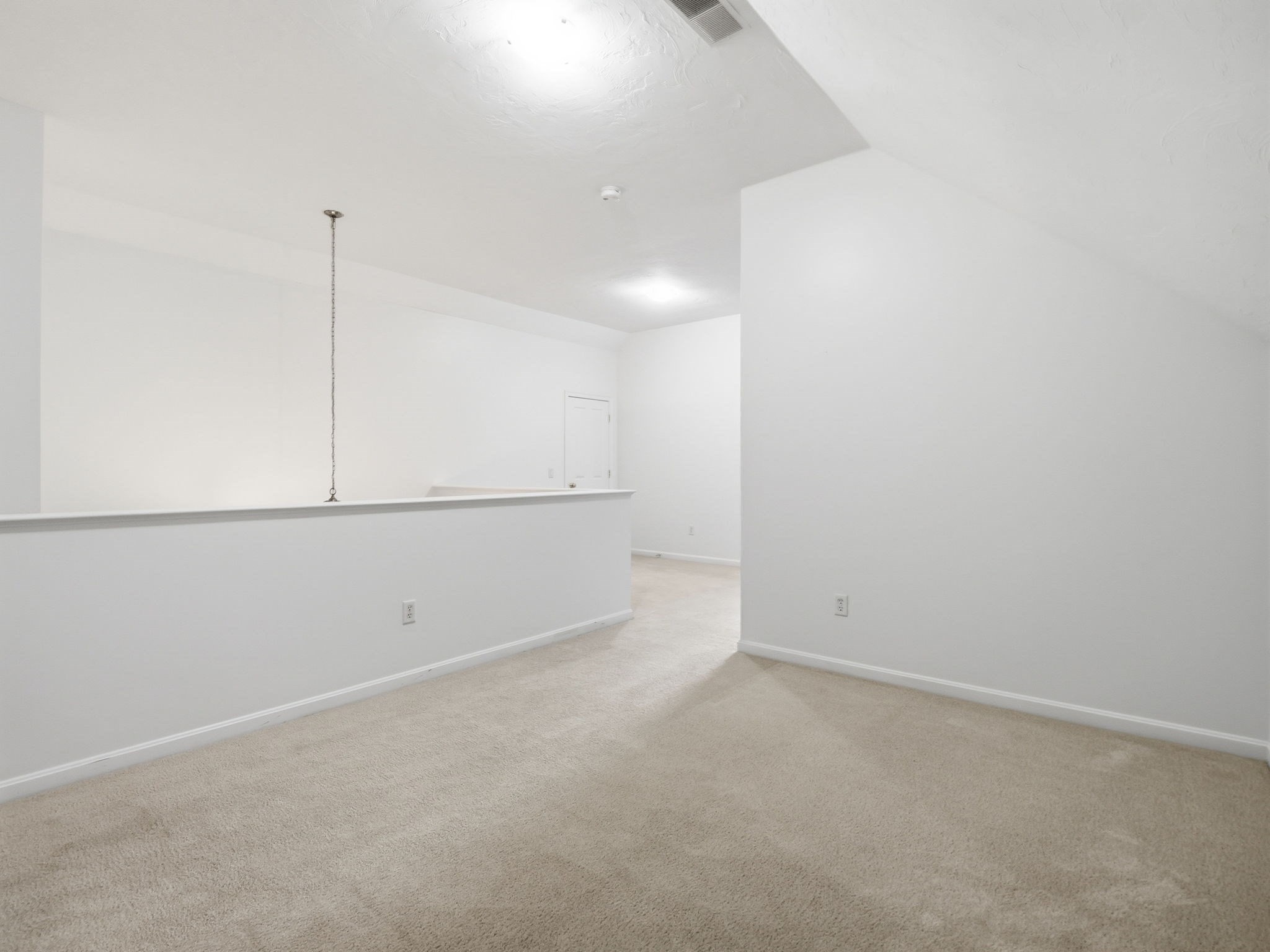 7 Tideswell Lane # 7 Property Photo 28