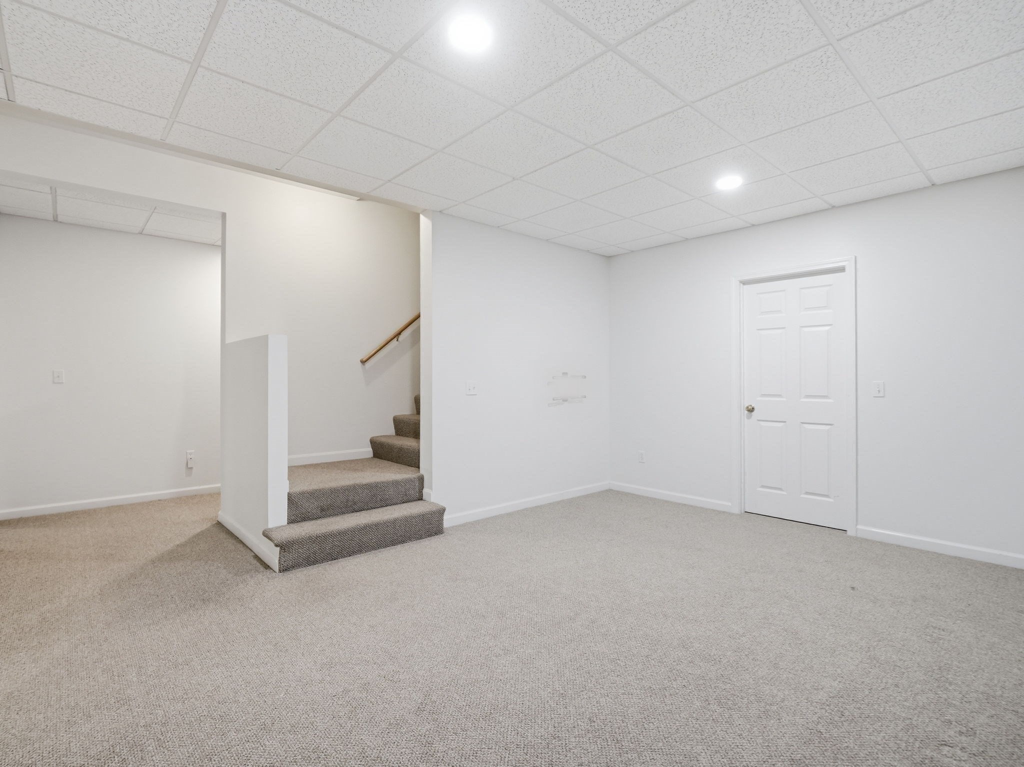 7 Tideswell Lane # 7 Property Photo 35