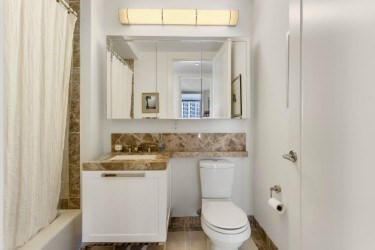 400 Stuart # 18c Property Photo 18