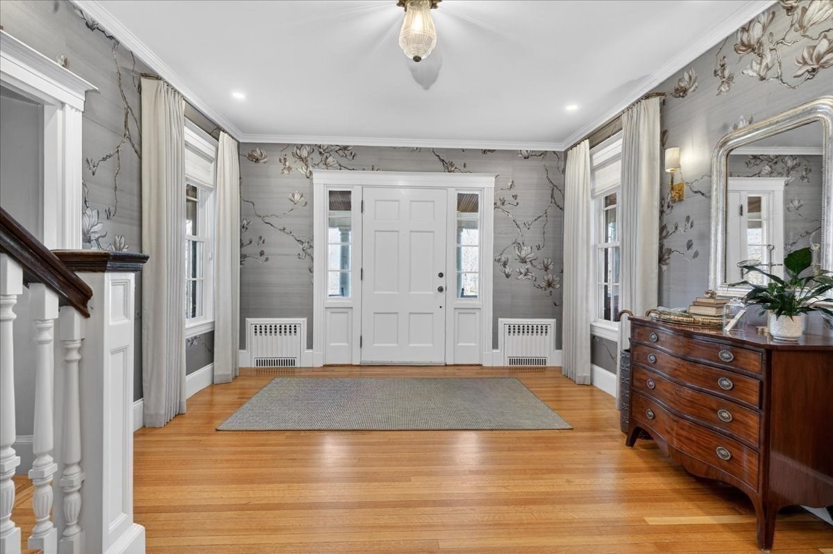 54 Lincoln Street Property Photo 5