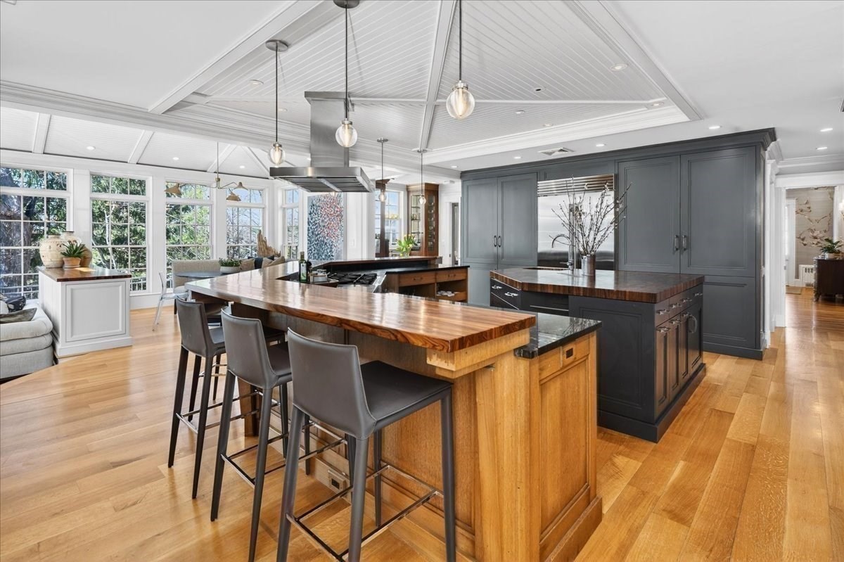 54 Lincoln Street Property Photo 14