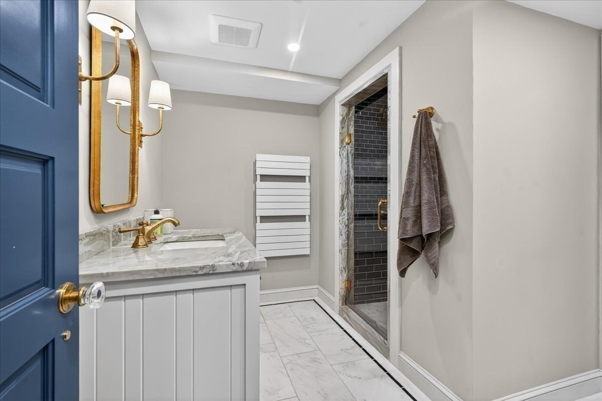 54 Lincoln Street Property Photo 32