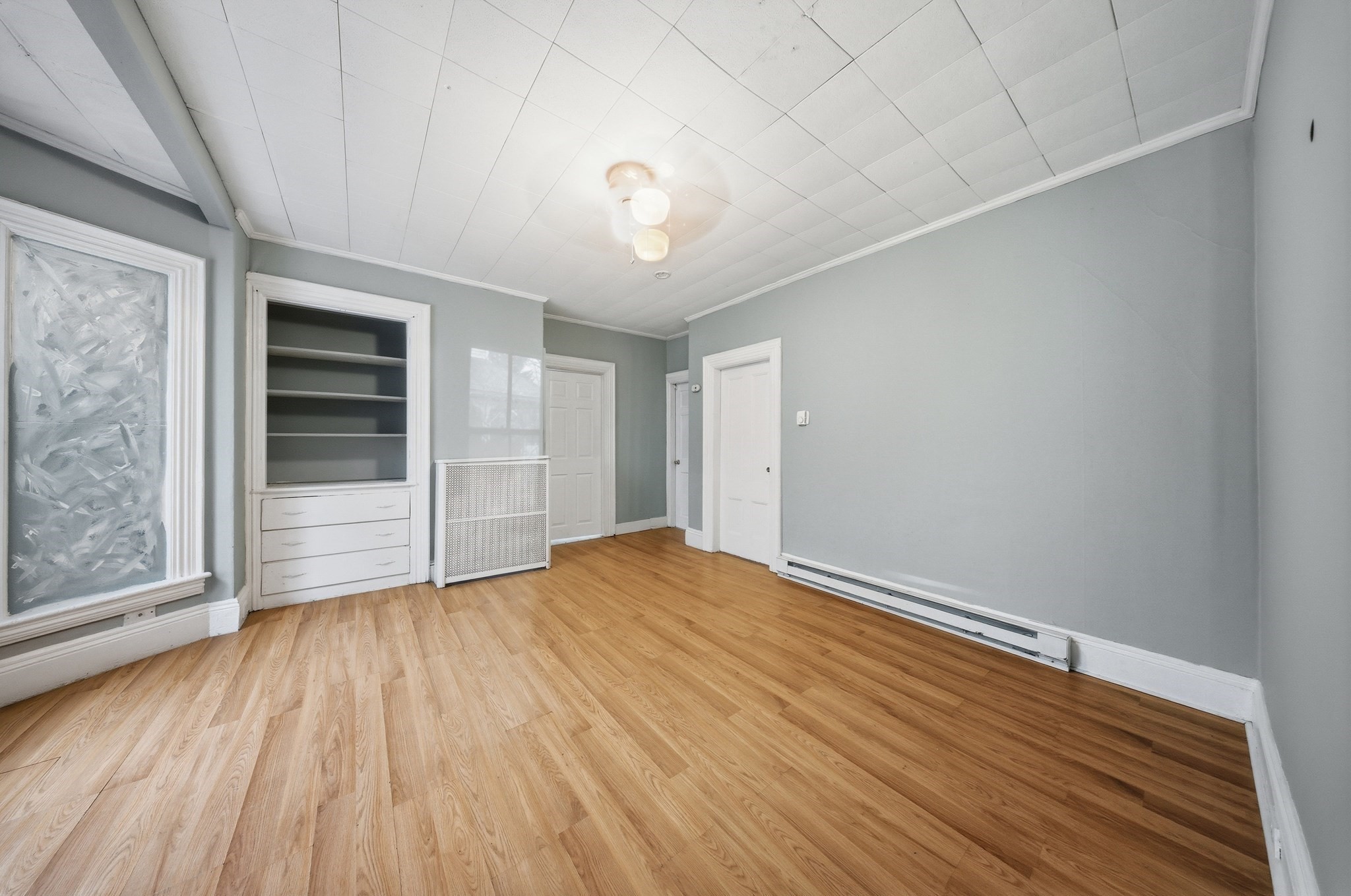 70 Pleasant St Property Photo 3