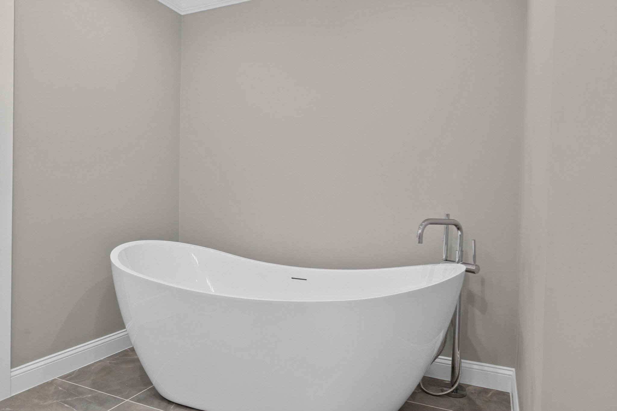 144 Washington Street Property Photo 18