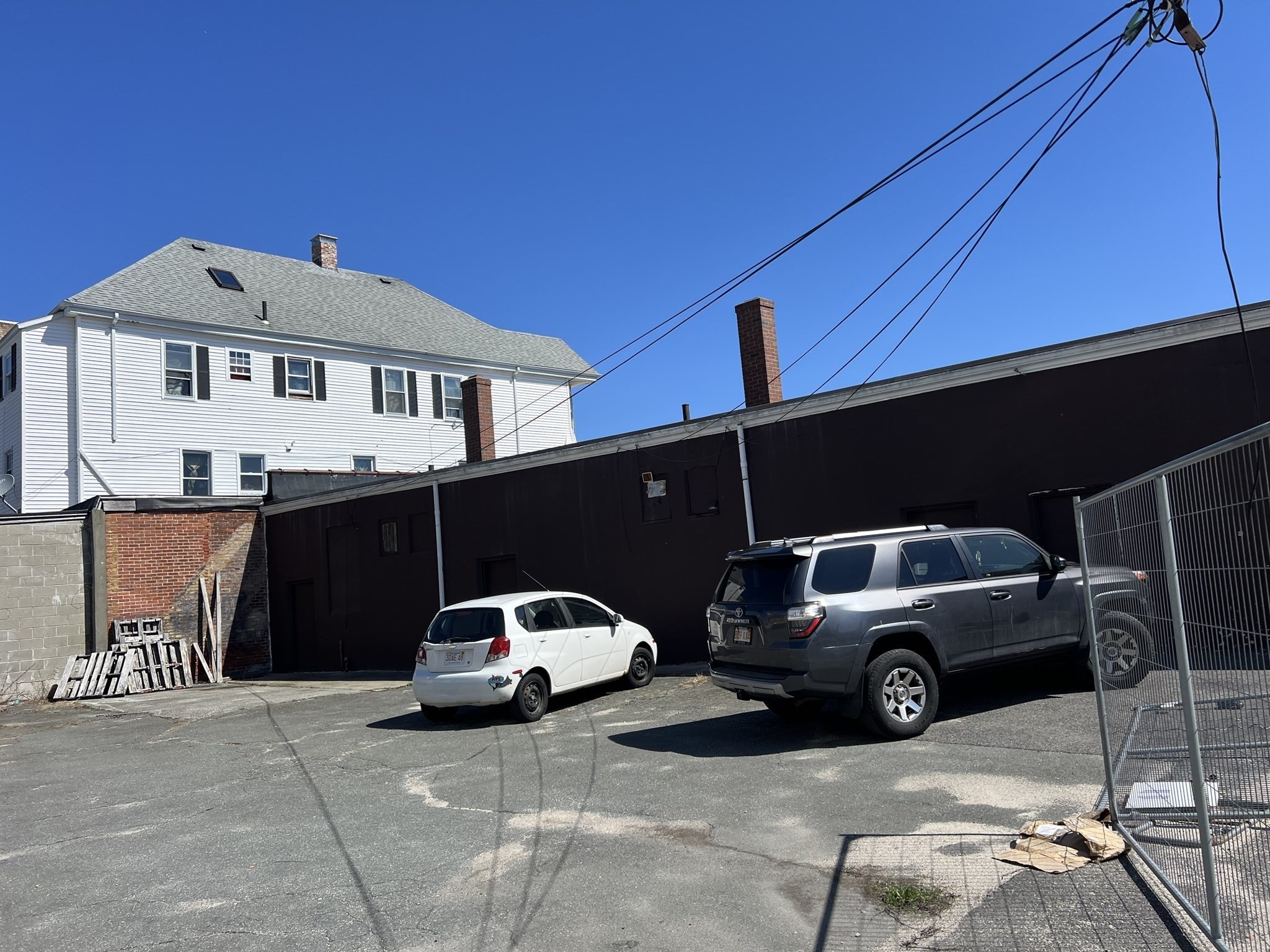 1509-1519 Acushnet Avenue Property Photo 4