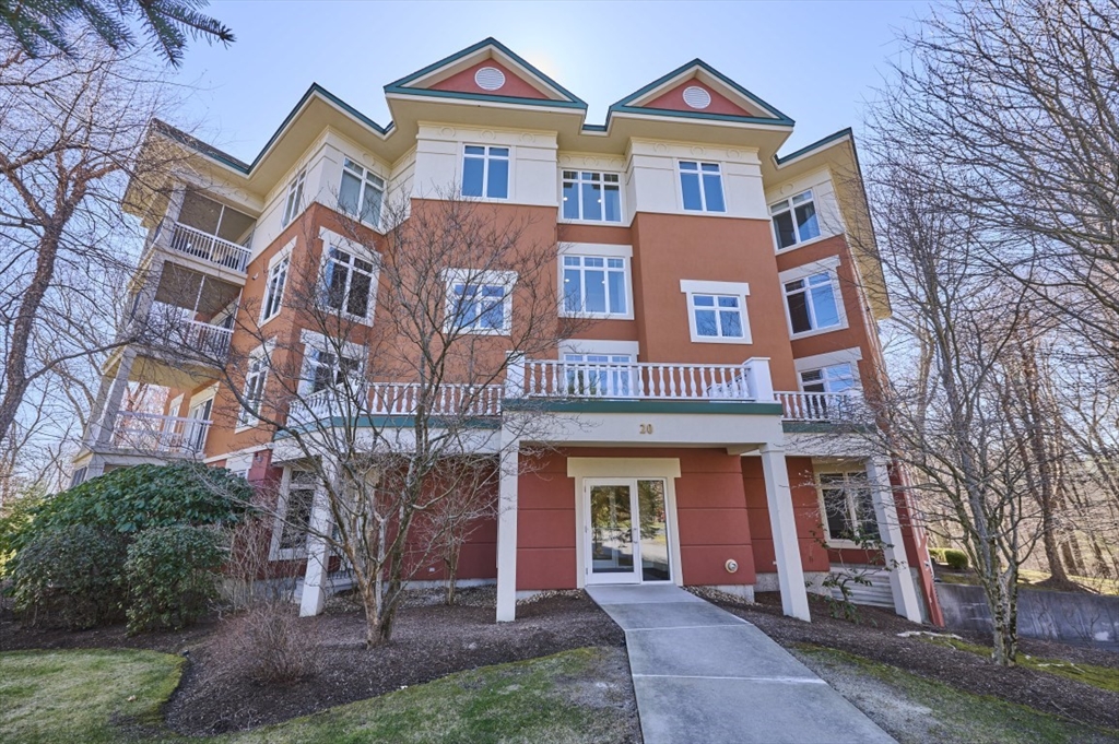 20 Northwood Dr. # 303 Property Photo 1