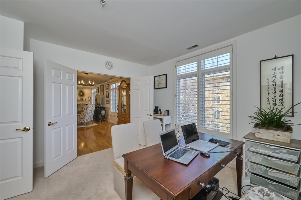 20 Northwood Dr. # 303 Property Photo 13