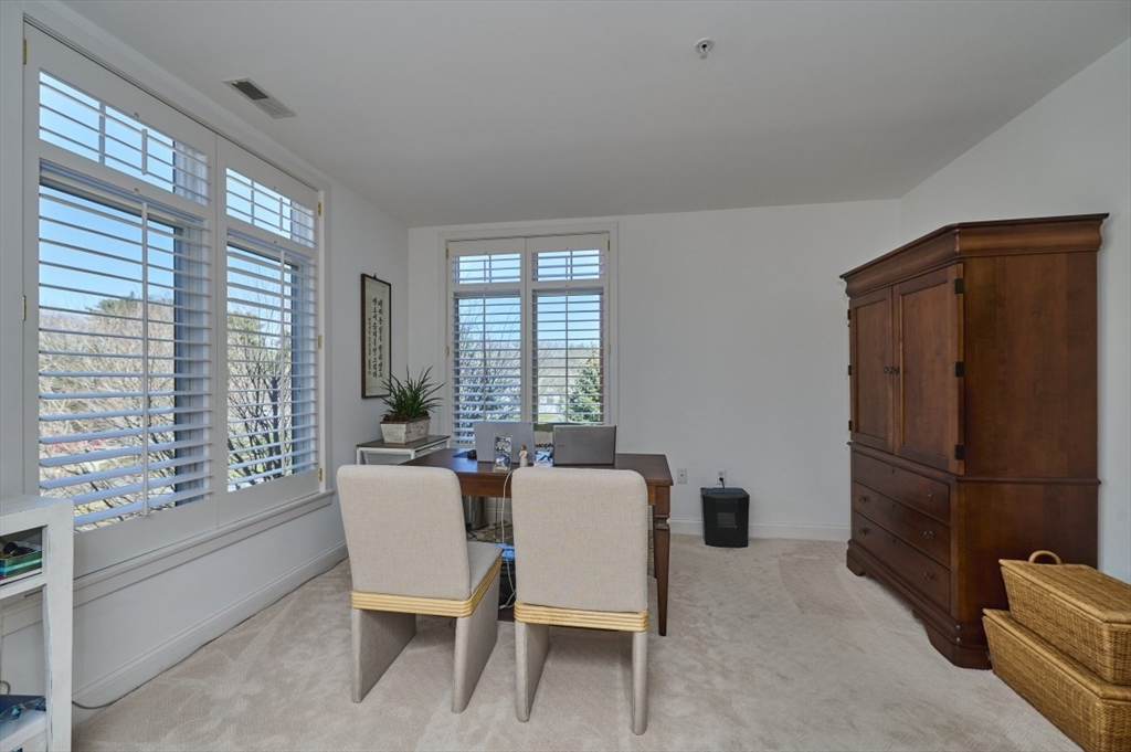 20 Northwood Dr. # 303 Property Photo 14