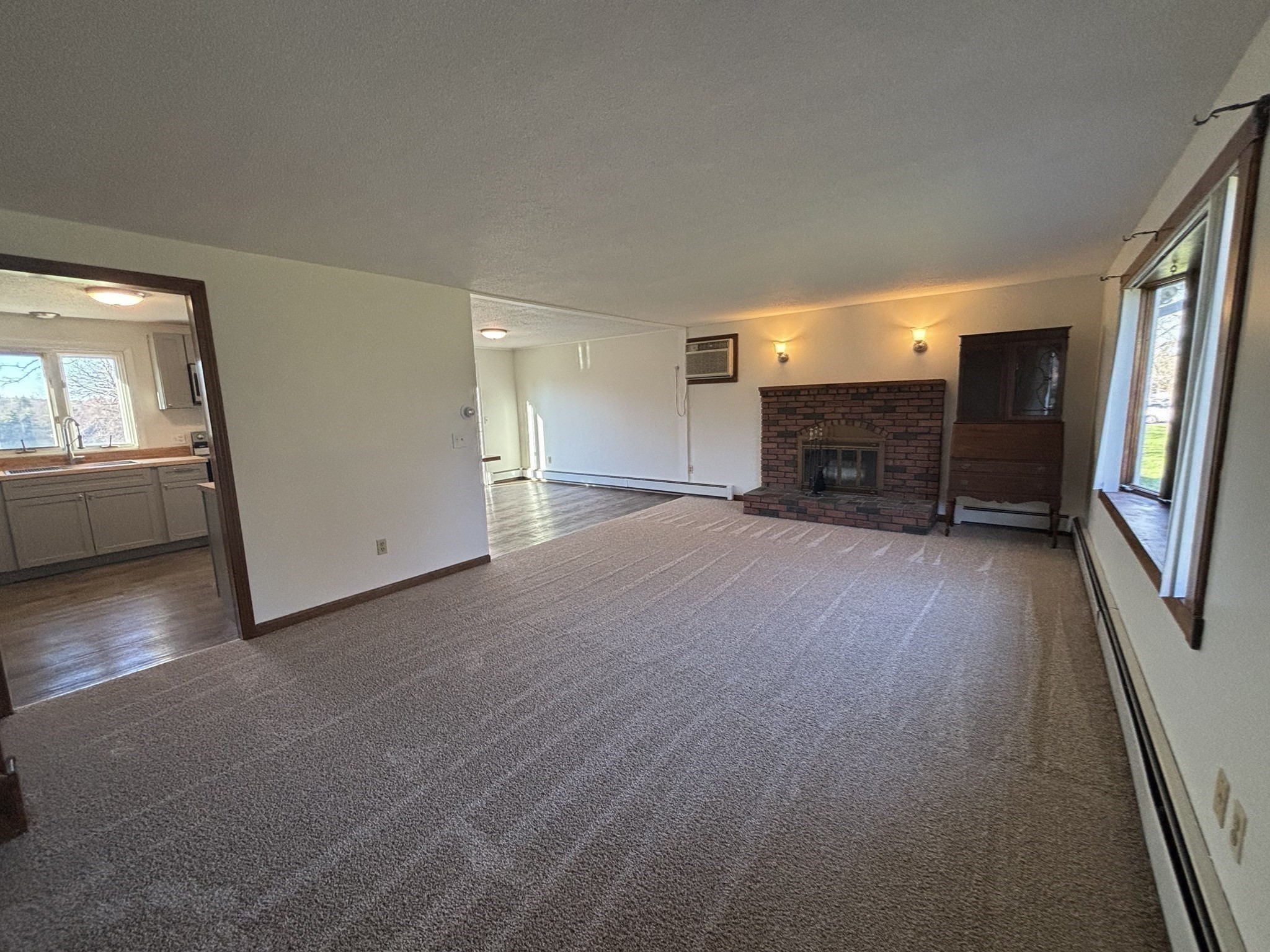 1373 Center St Property Photo 3