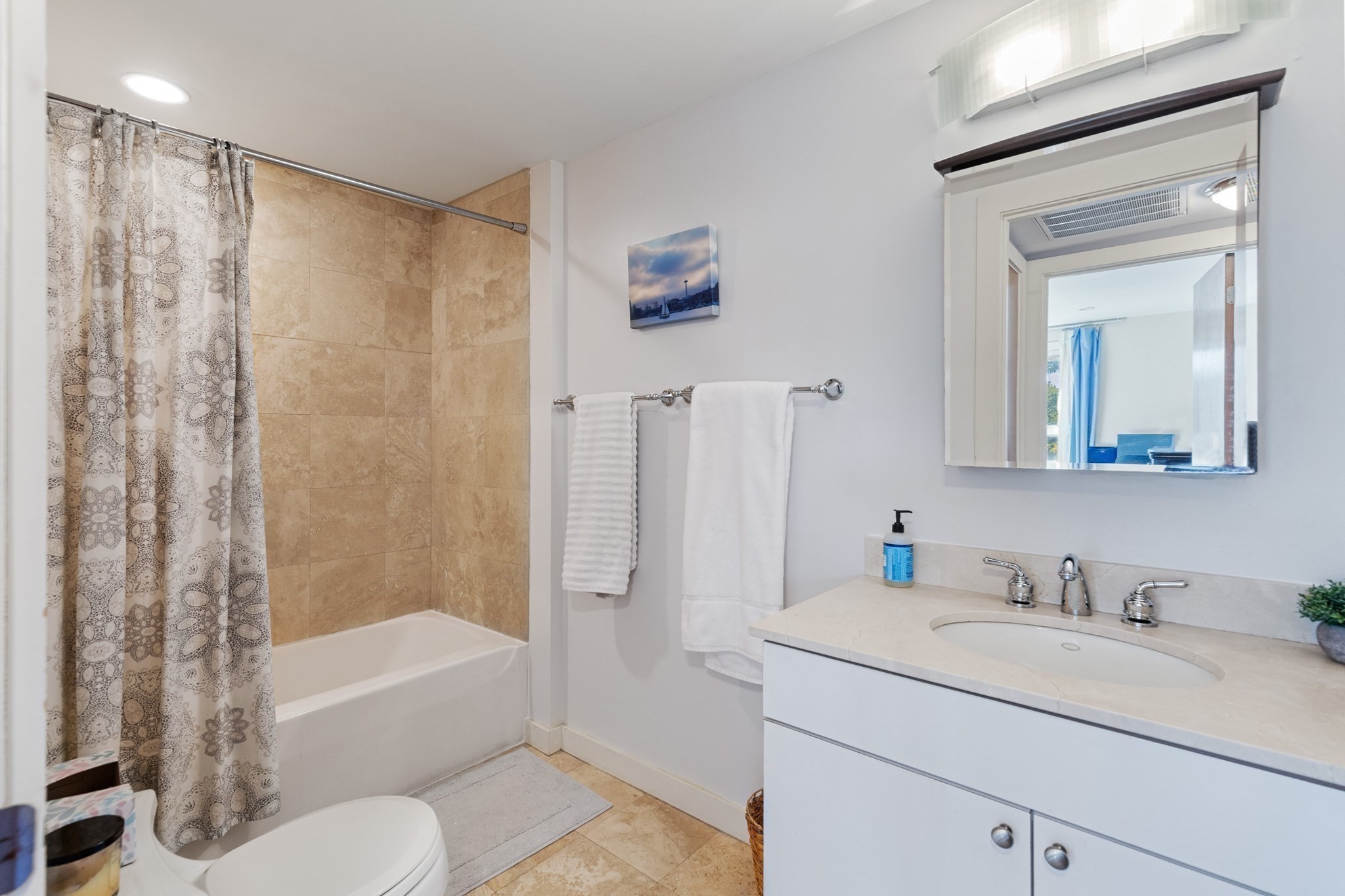 533 Cambridge St # 308 Property Photo 16