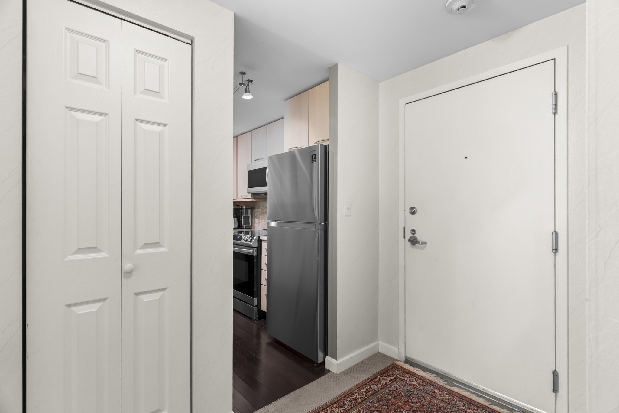 1 Watermill Pl # 316 Property Photo 13