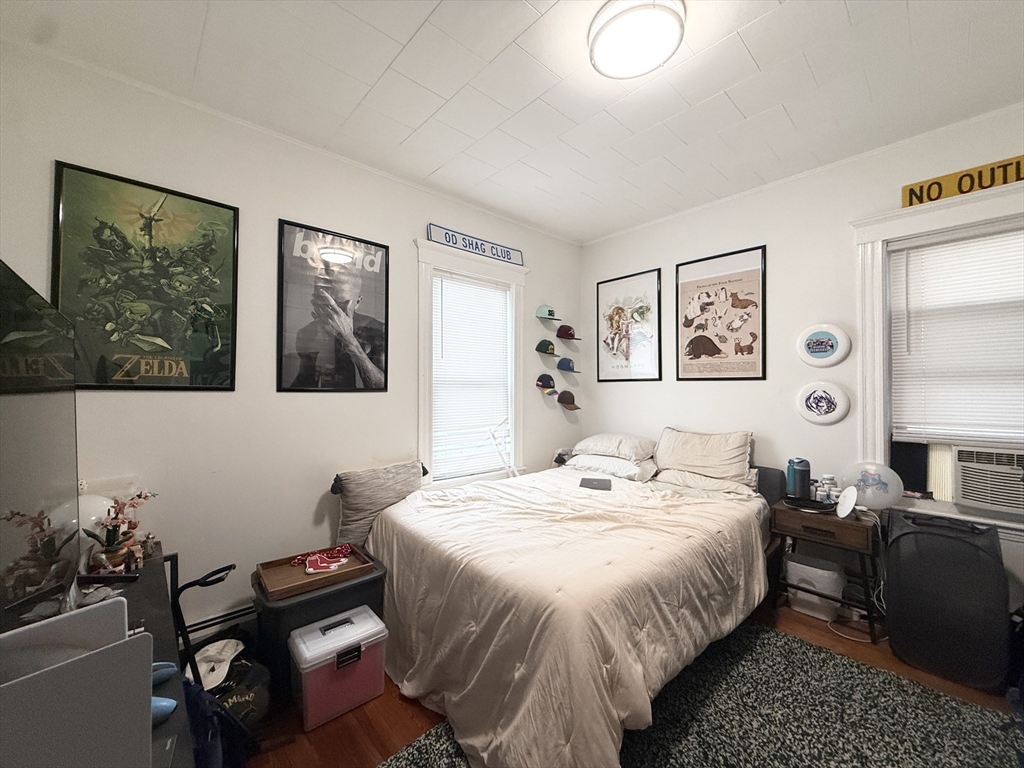 26 Oakland St # 2 Property Photo 6