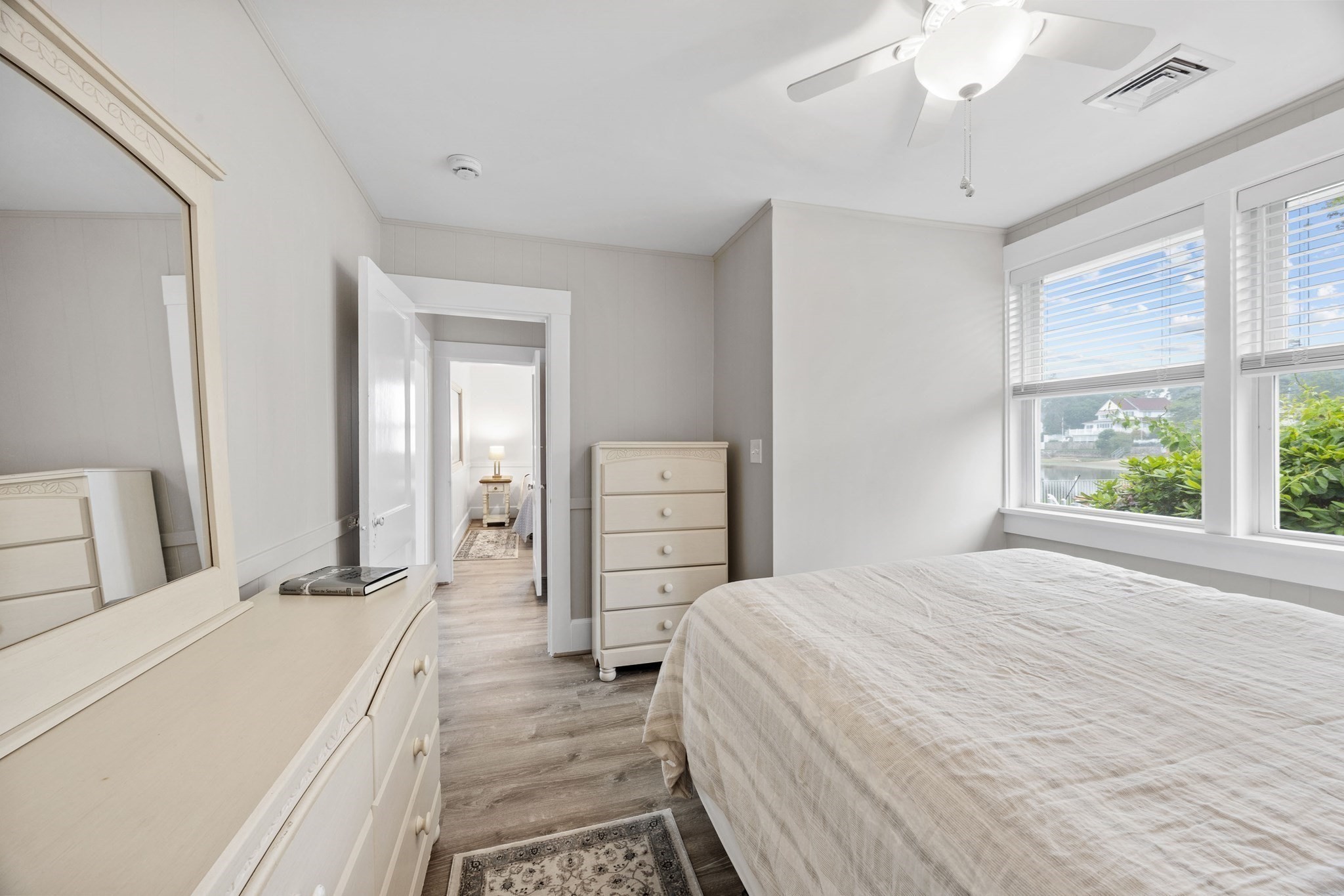 24 Cove St Property Photo 15