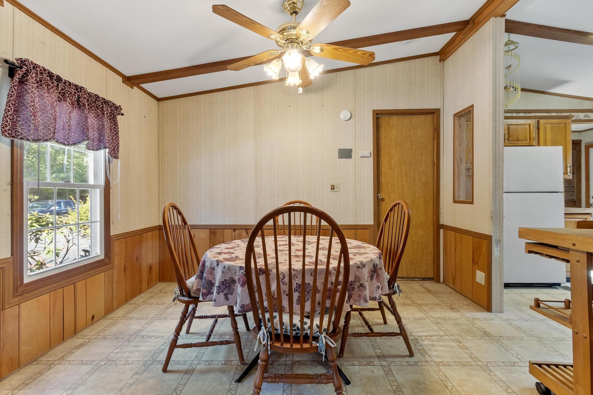 74 Earl Drive Property Photo 16