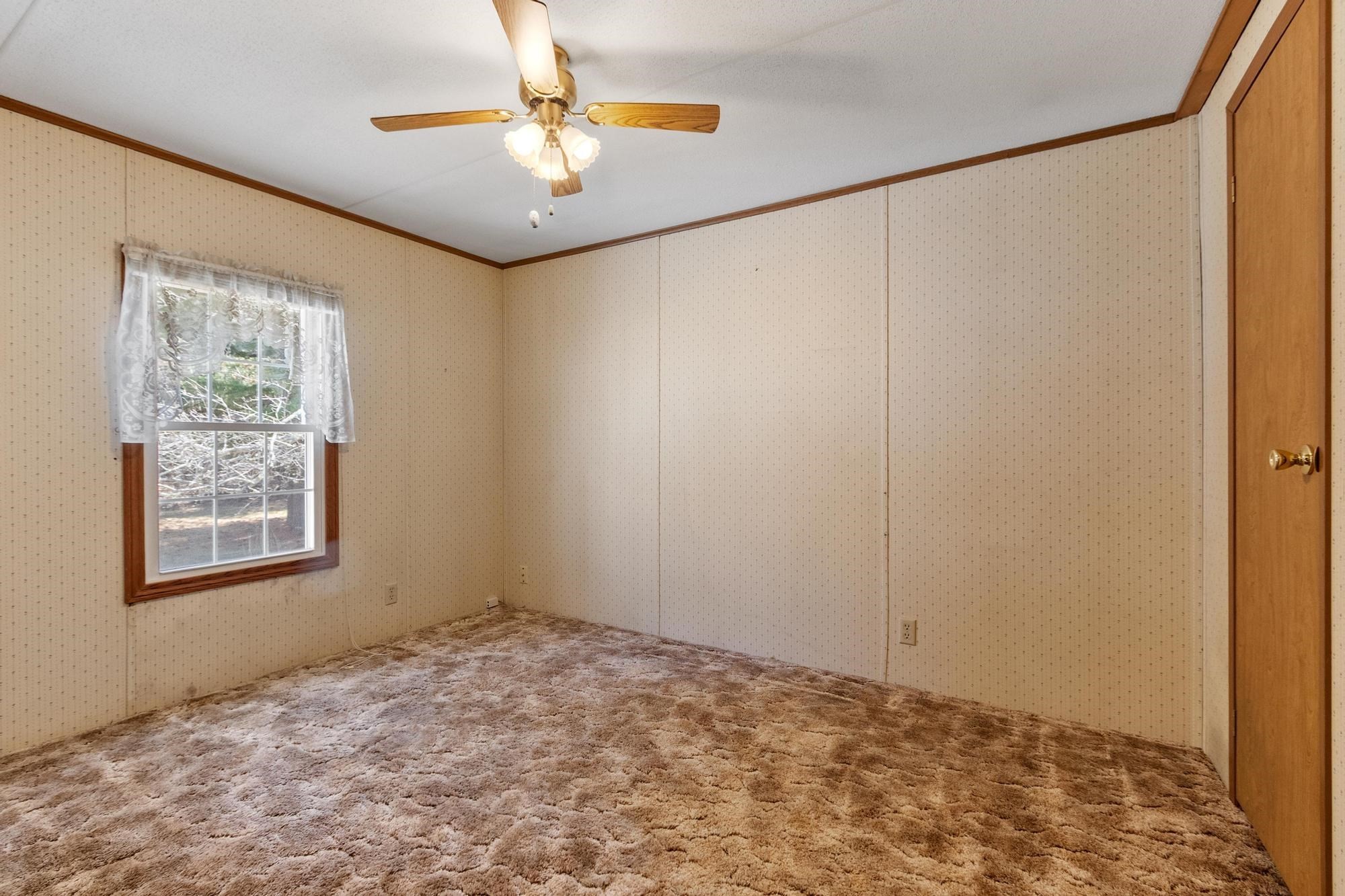 74 Earl Drive Property Photo 22